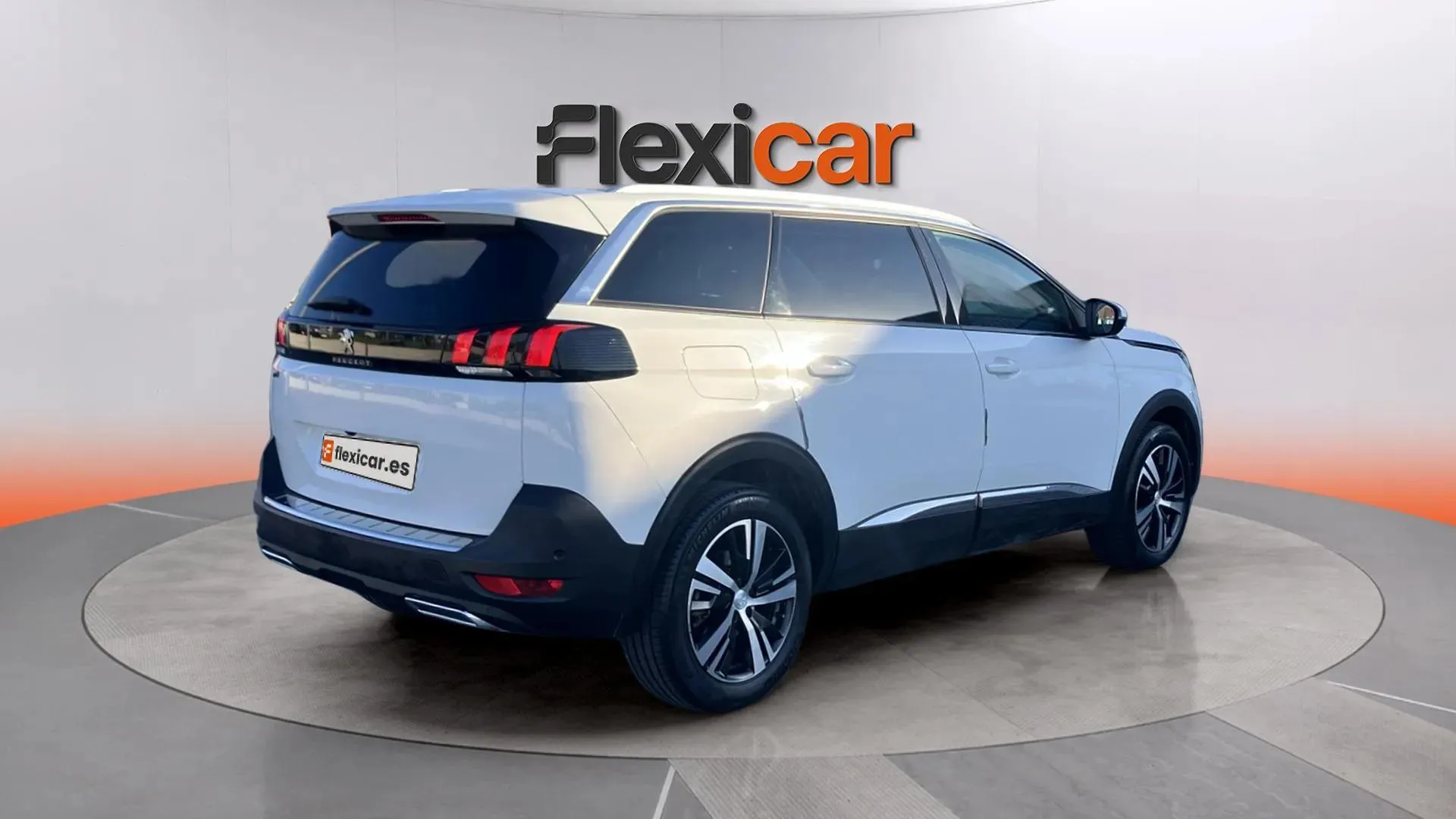 Peugeot 5008 1.5 BlueHDi Allure Pack EAT8 - foto 9