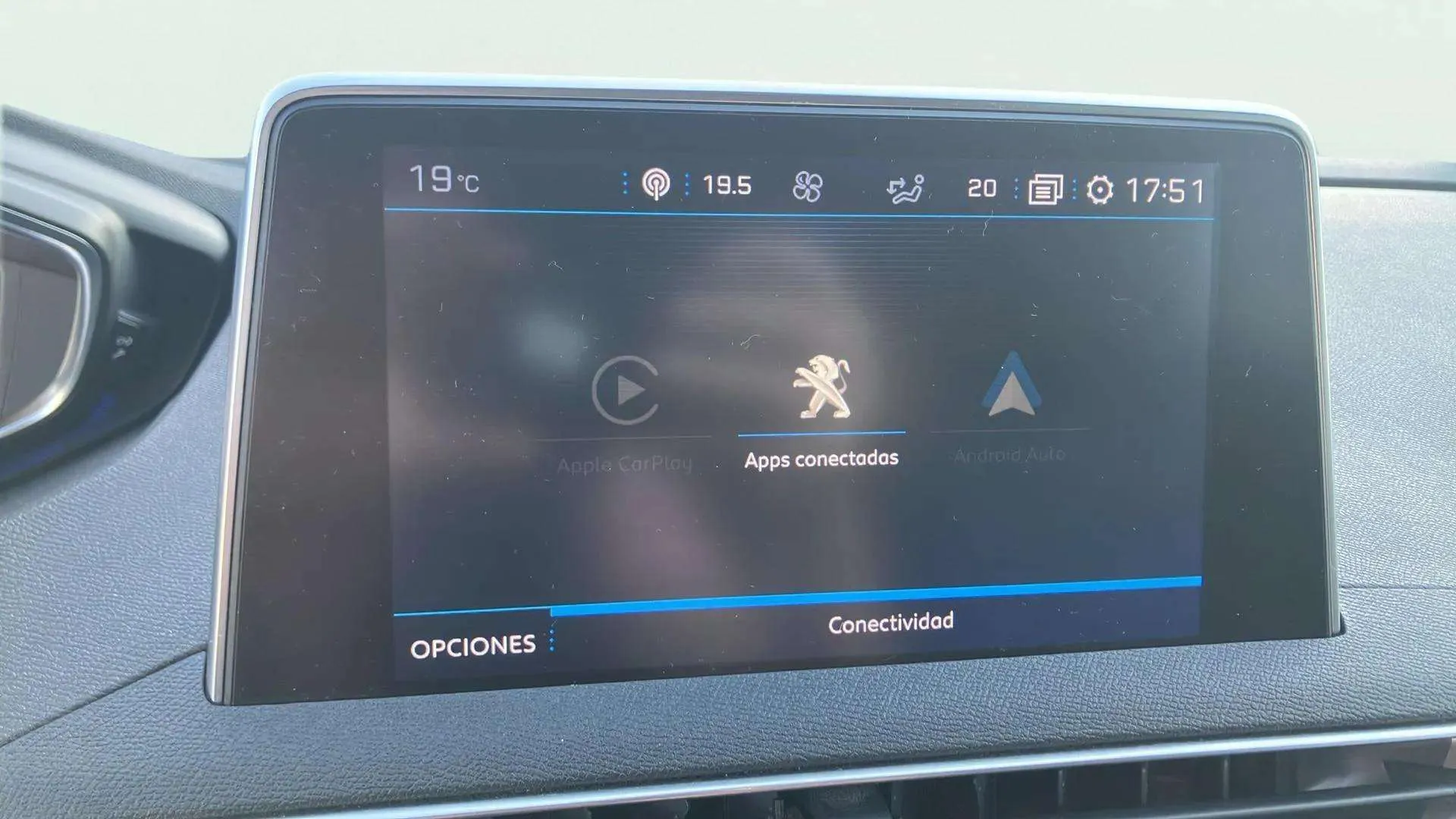 Peugeot 5008 1.5 BlueHDi Allure Pack EAT8 - foto 21