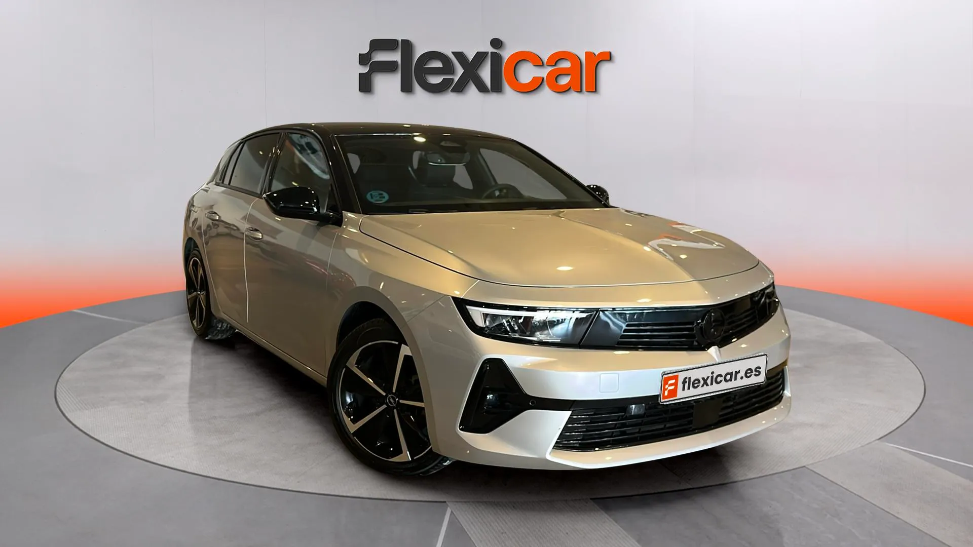Opel Astra 1.2T XHT Basic Edition