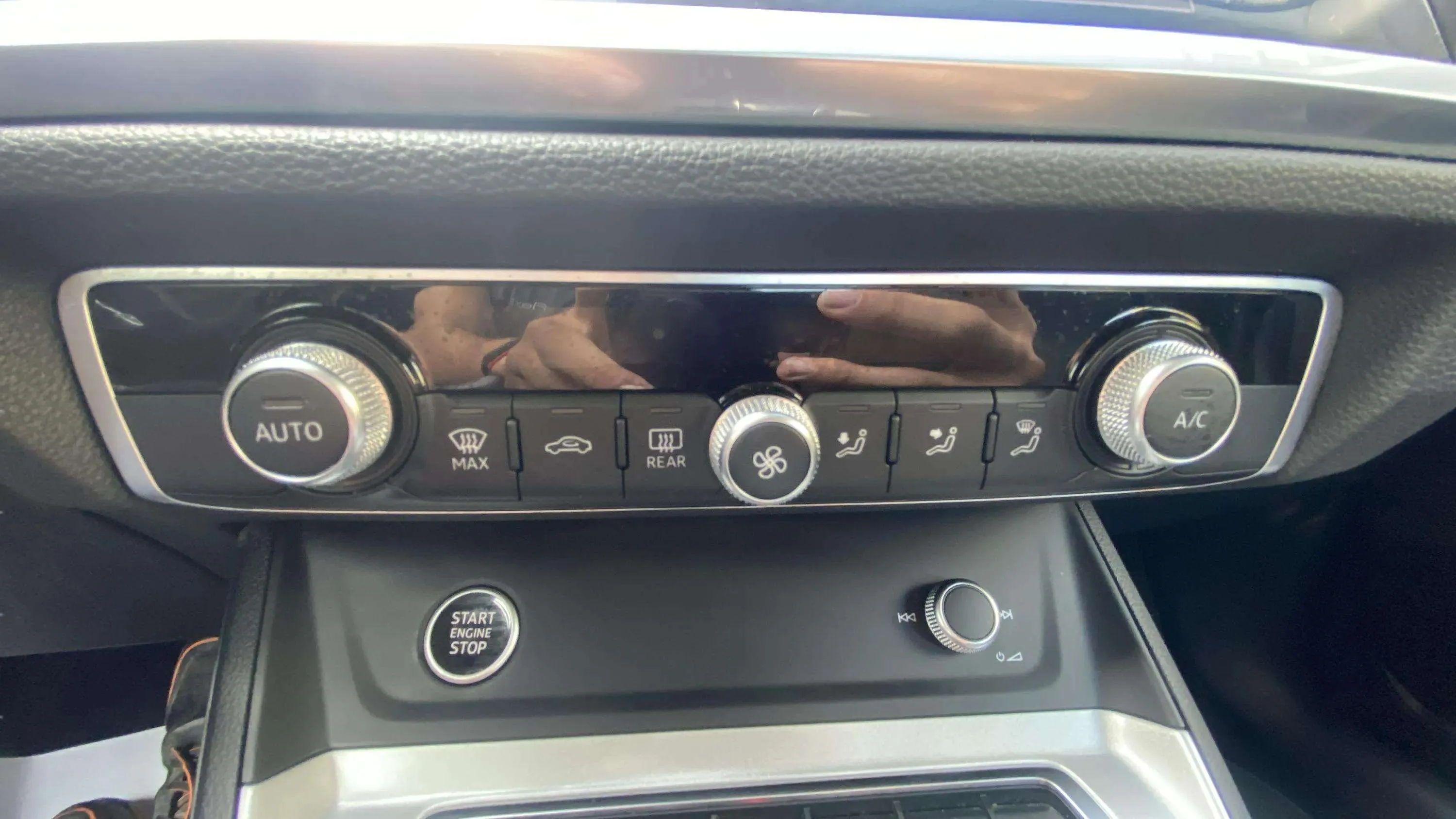 Audi Q3 Advanced 35 TFSI S tronic - foto 24