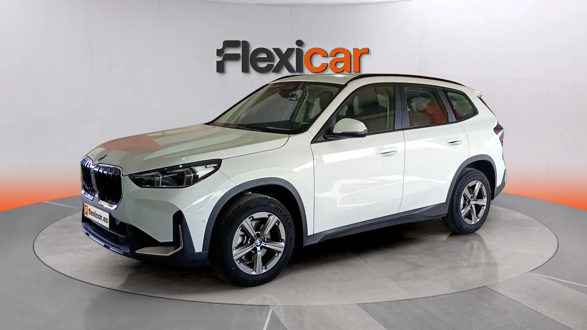 BMW X1 sDrive18i - foto 2