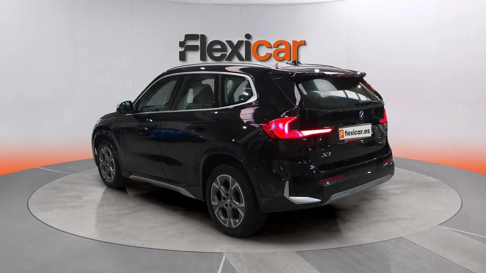 BMW X1 sDrive18i - foto 7