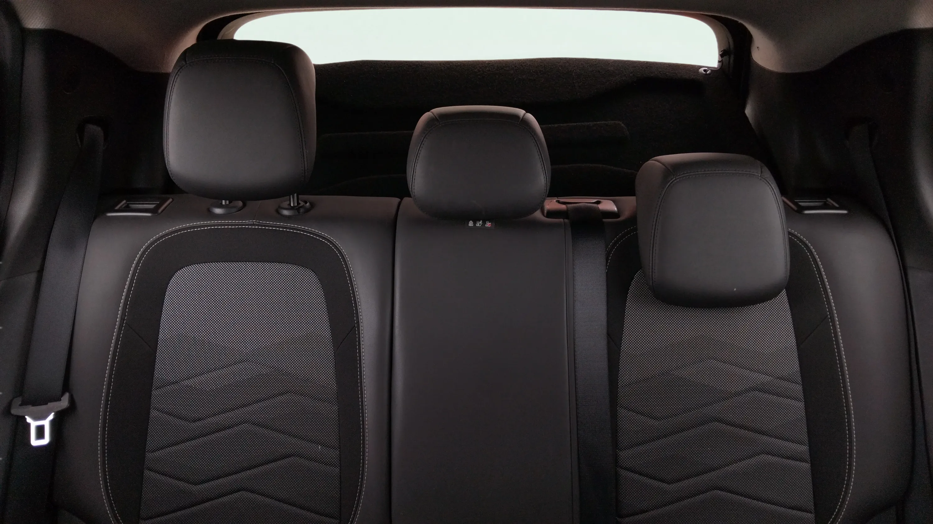 Jeep Avenger 1.2 G Altitude - foto 13