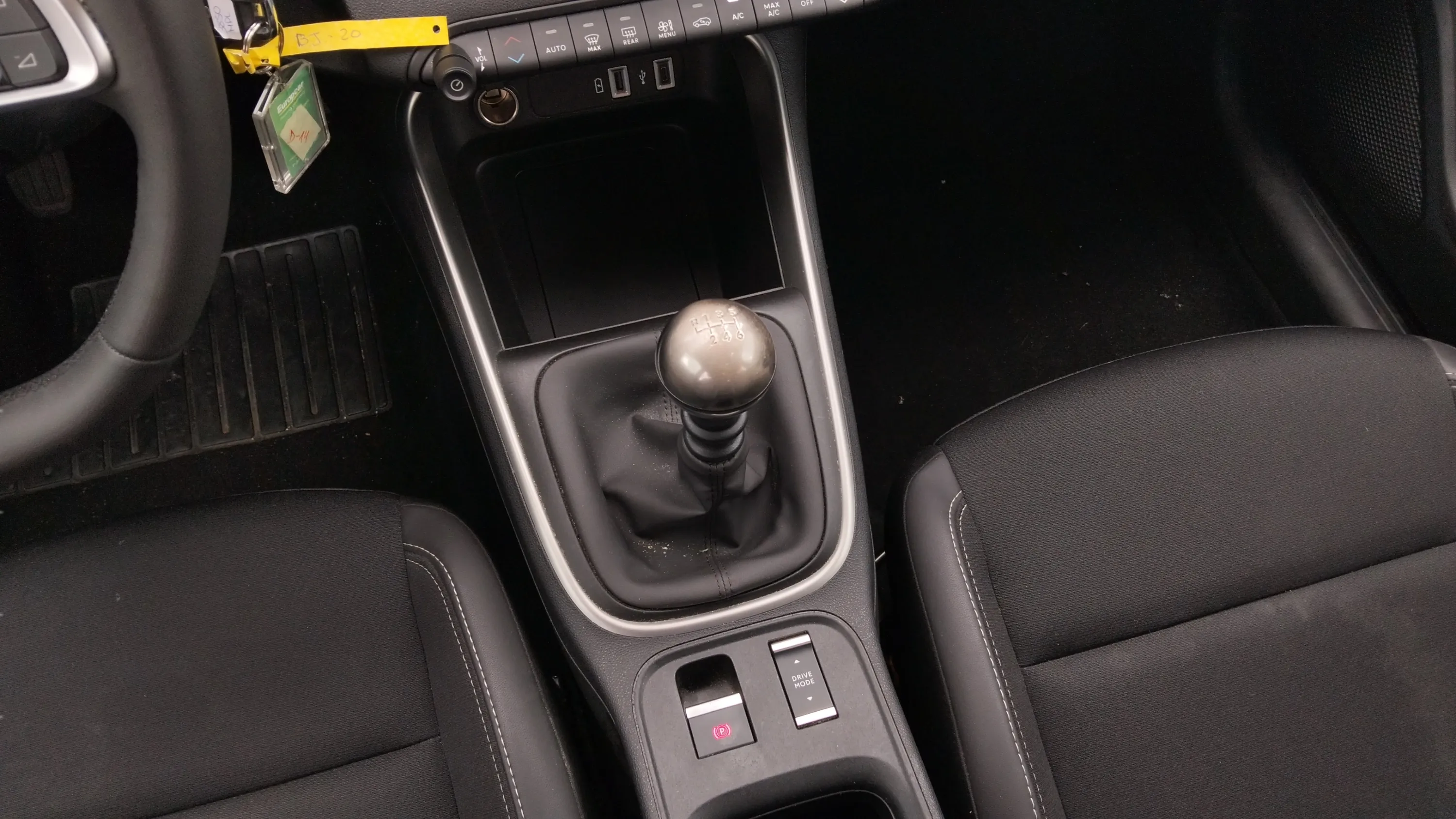 Jeep Avenger 1.2 G Altitude - foto 19