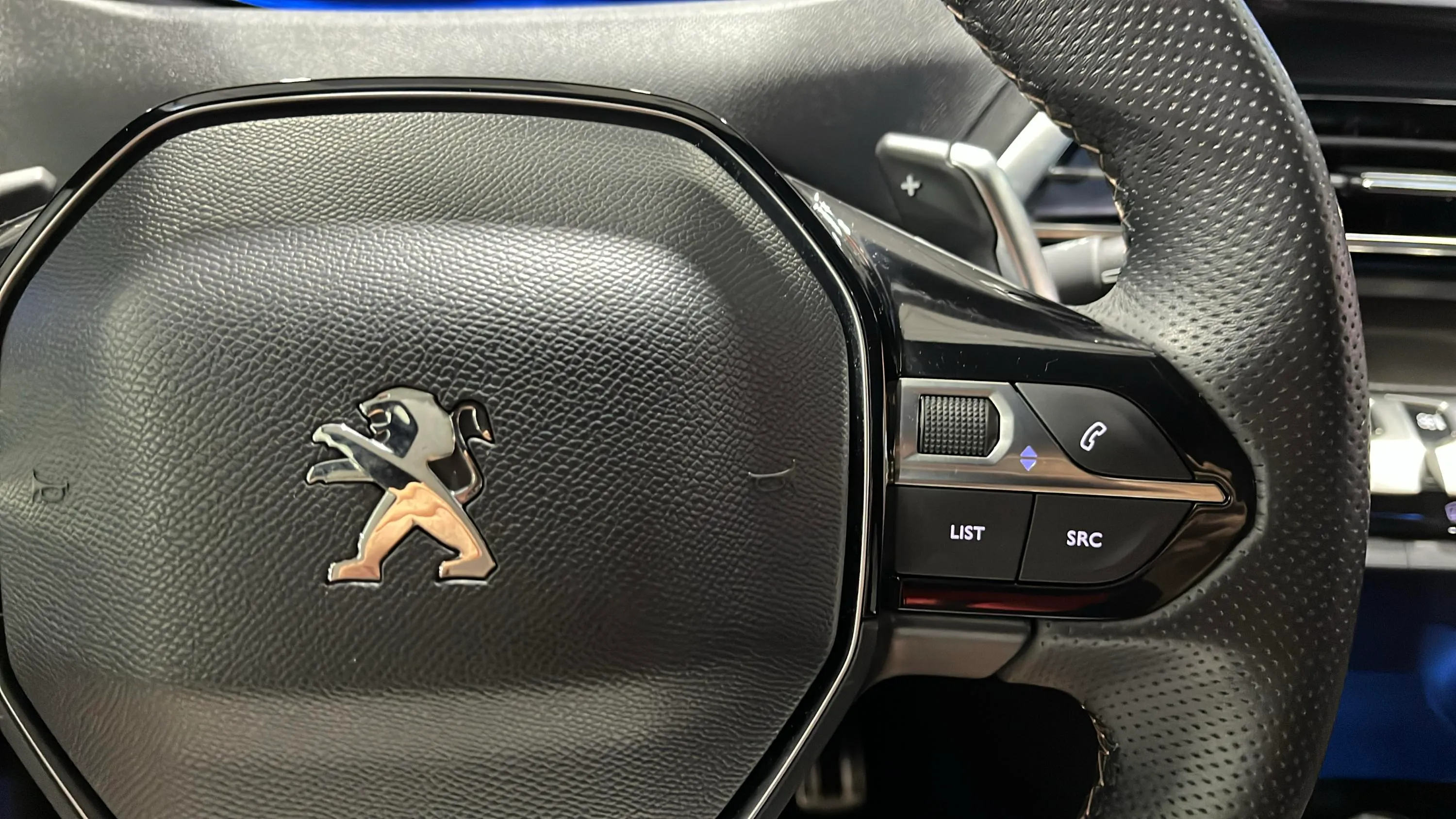 Peugeot 3008 1.5 BlueHDi GT EAT8 - foto 18