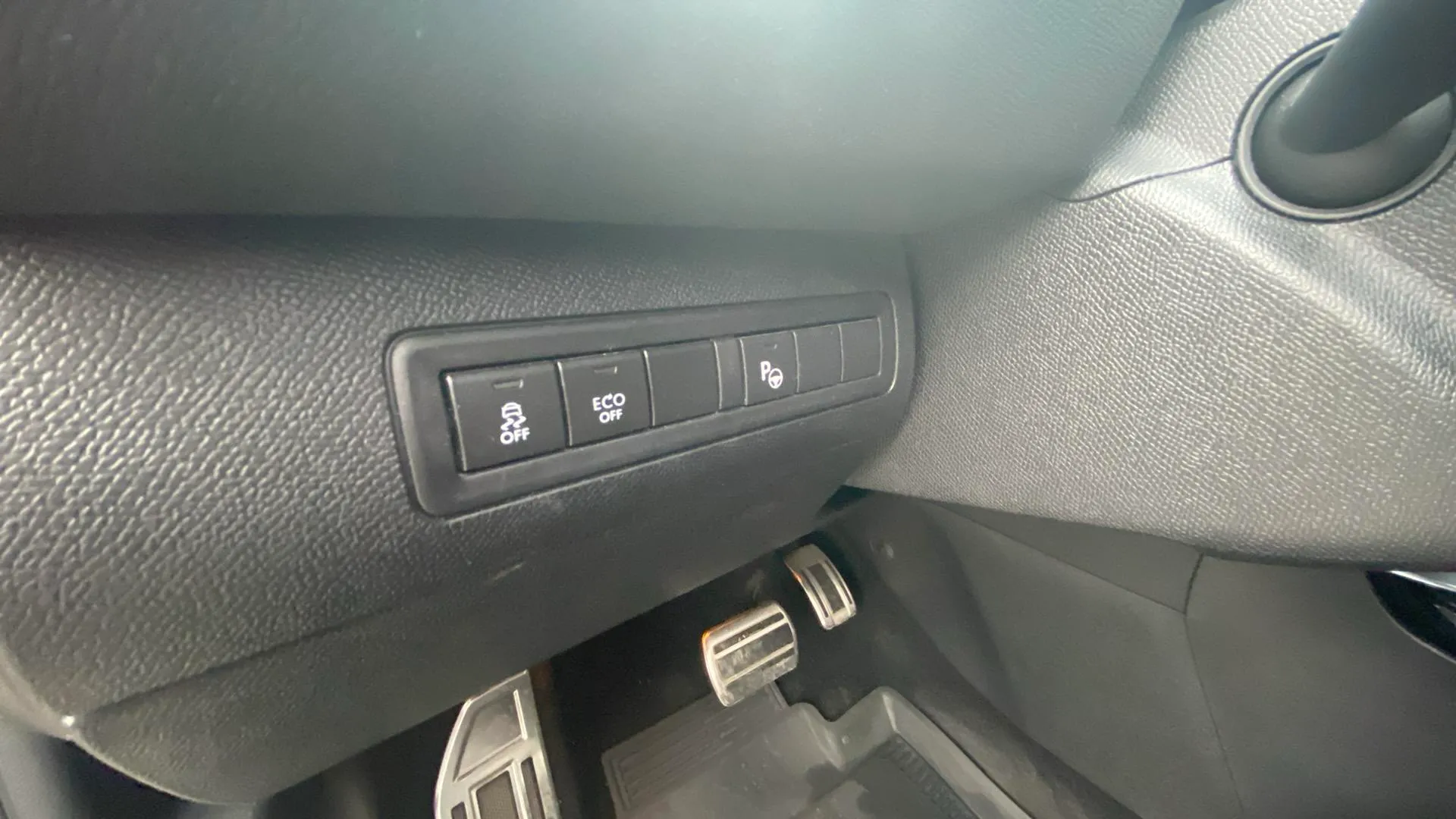 Peugeot 308 SW GT EAT6 - foto 25