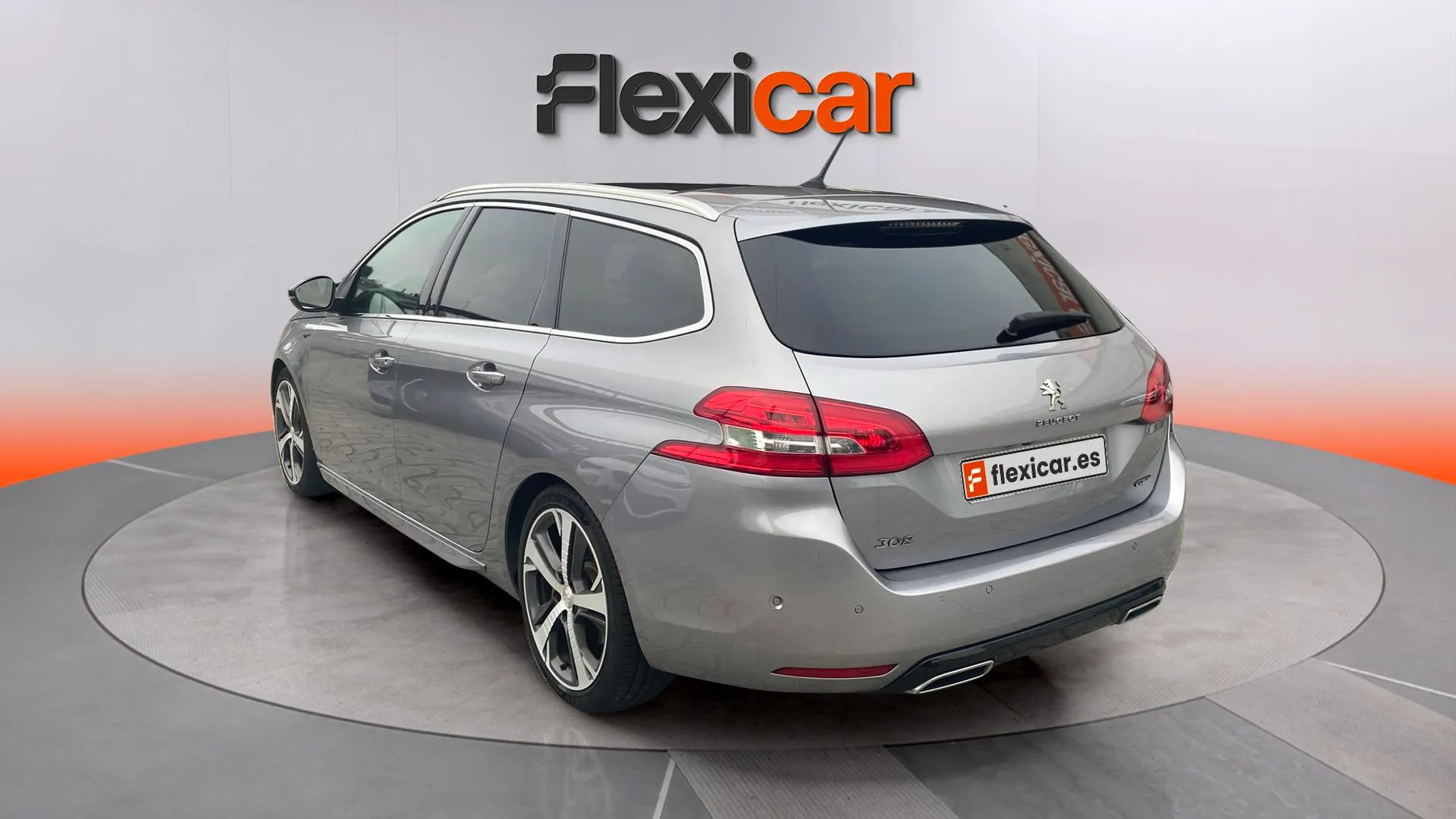 Peugeot 308 SW GT EAT6 - foto 8