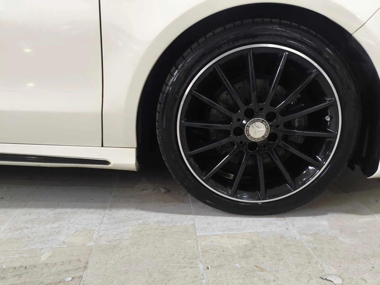 Mercedes-Benz CLA 200 d Shooting Brake - foto 17