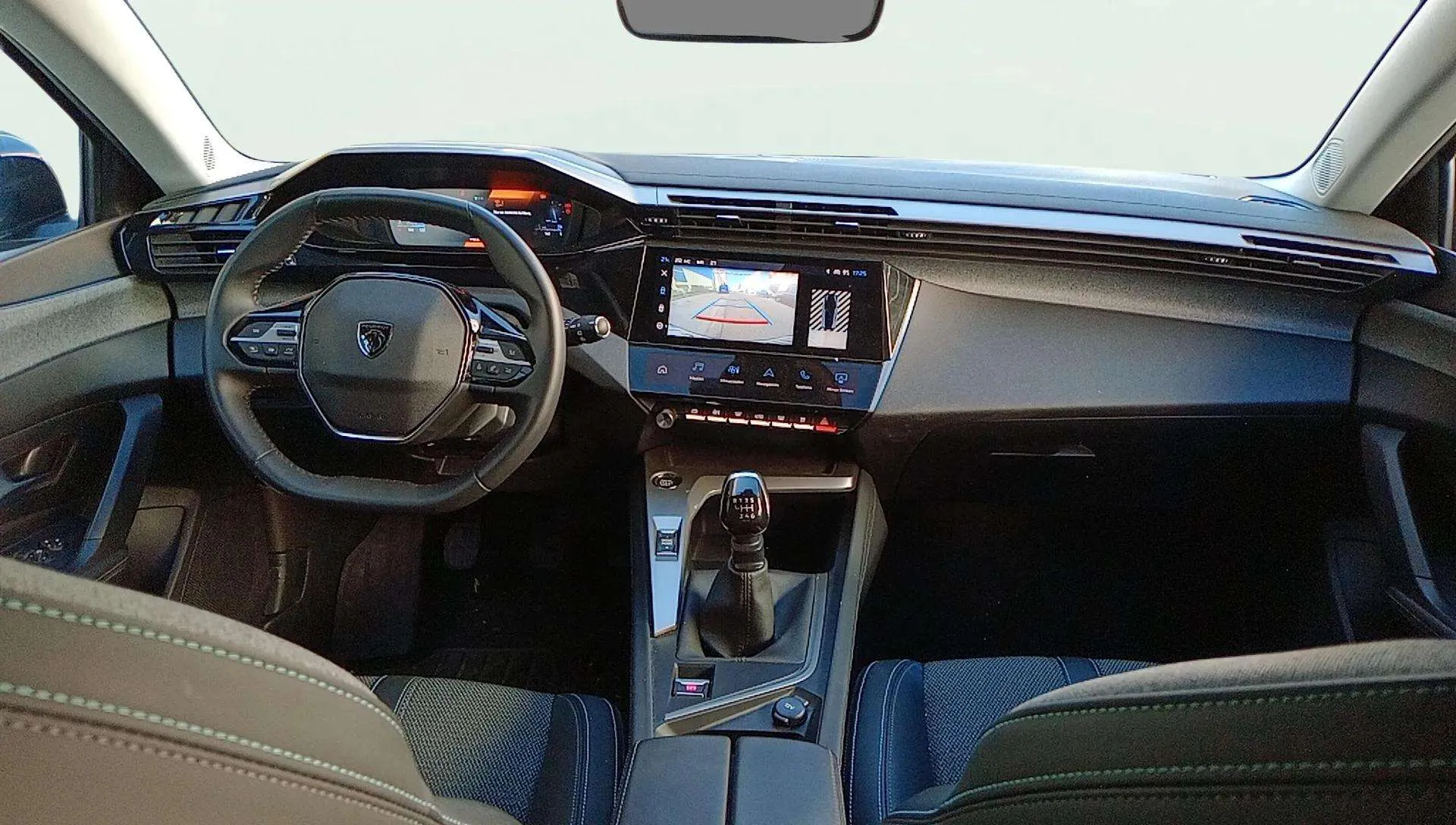 Peugeot 308 Allure PureTech 130 - foto 11
