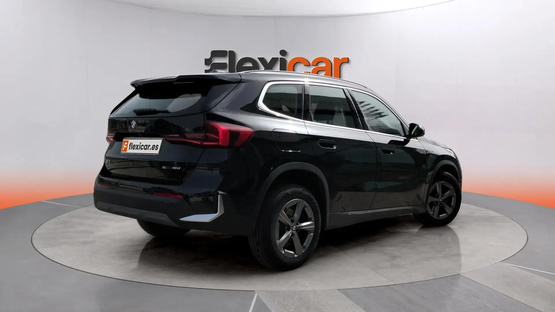 BMW X1 sDrive18d - foto 7