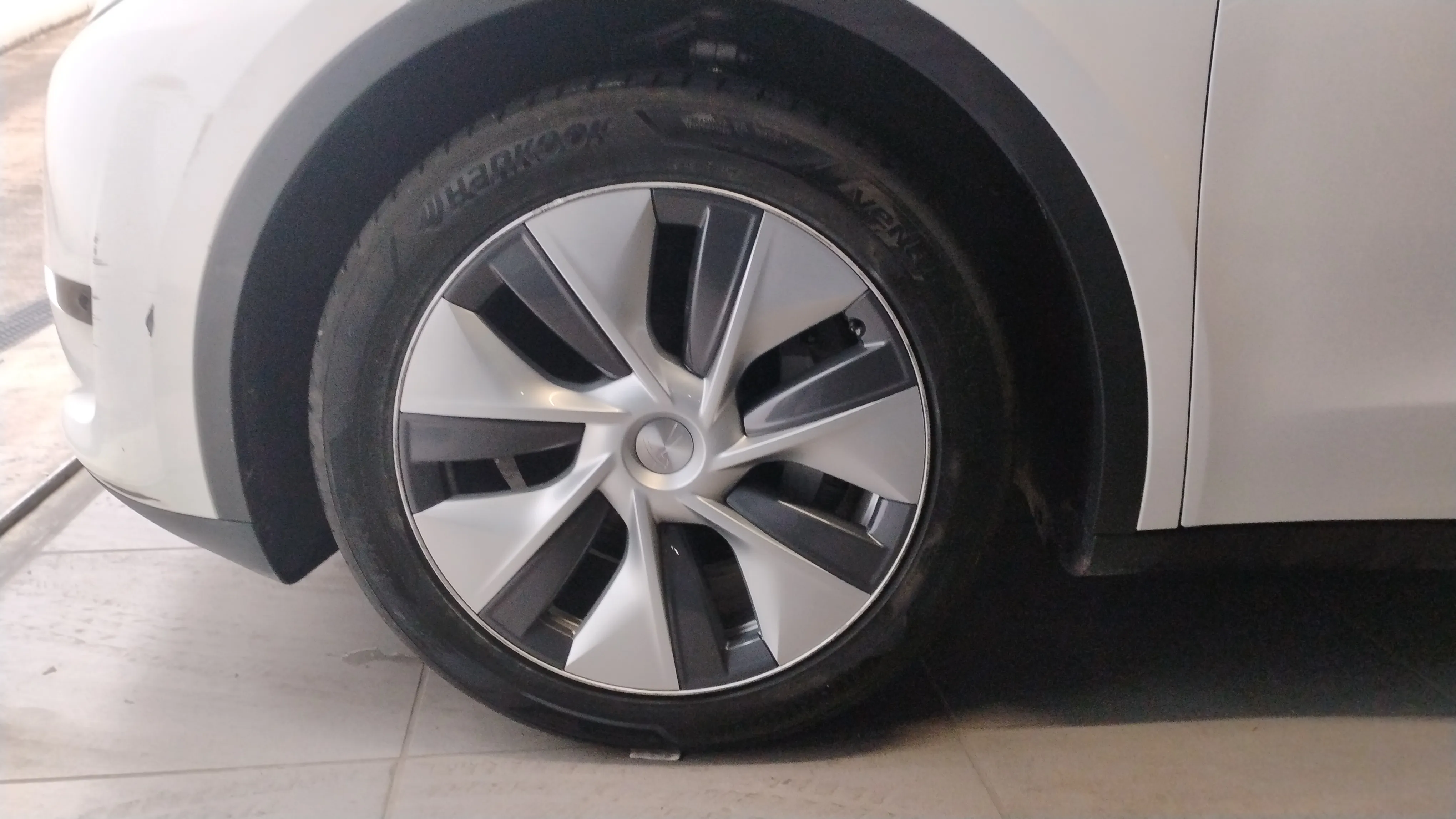 Tesla Model Y Tracción Trasera RWD - foto 14