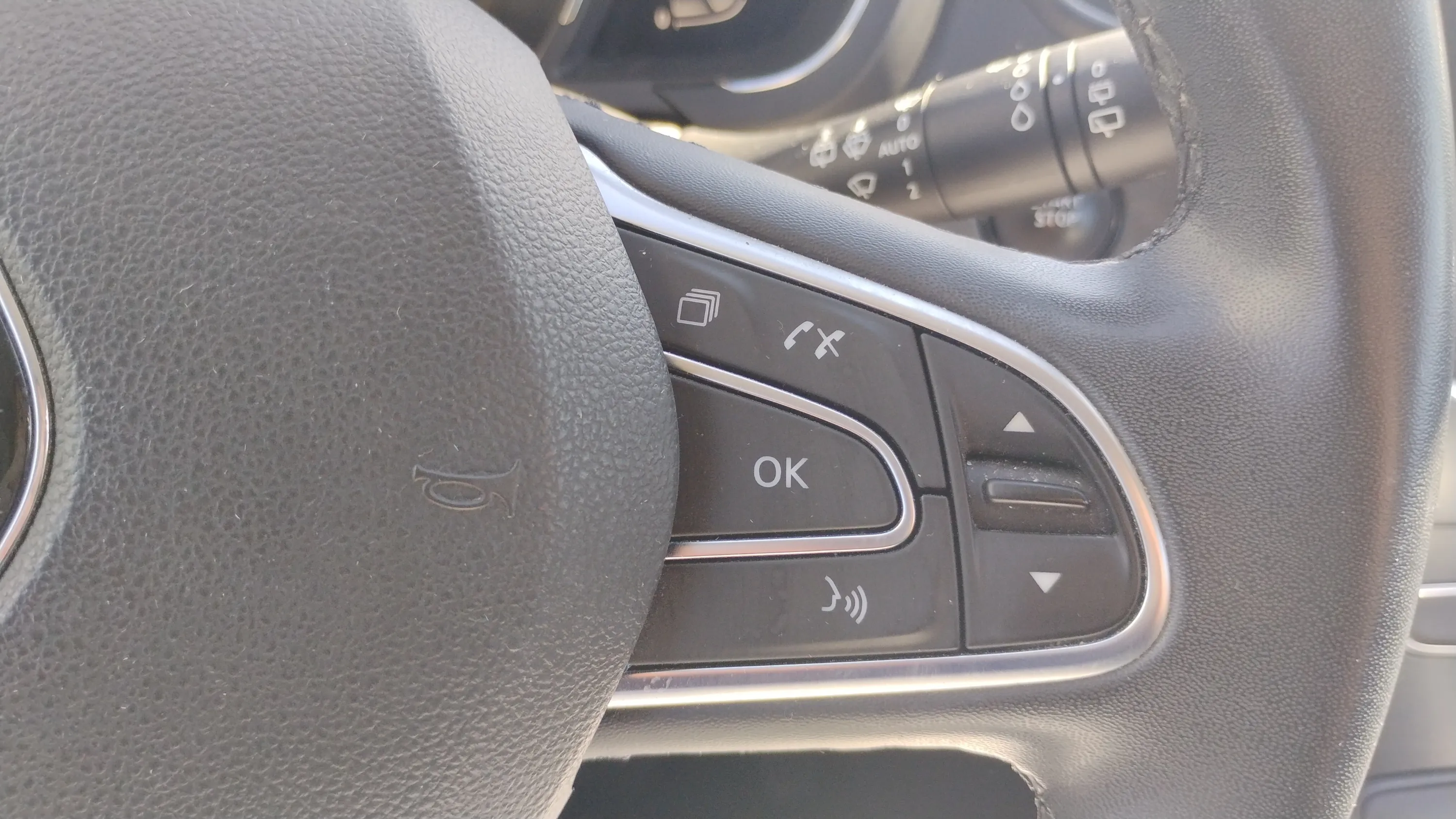 Renault Scénic Limited TCe EDC GPF - foto 18
