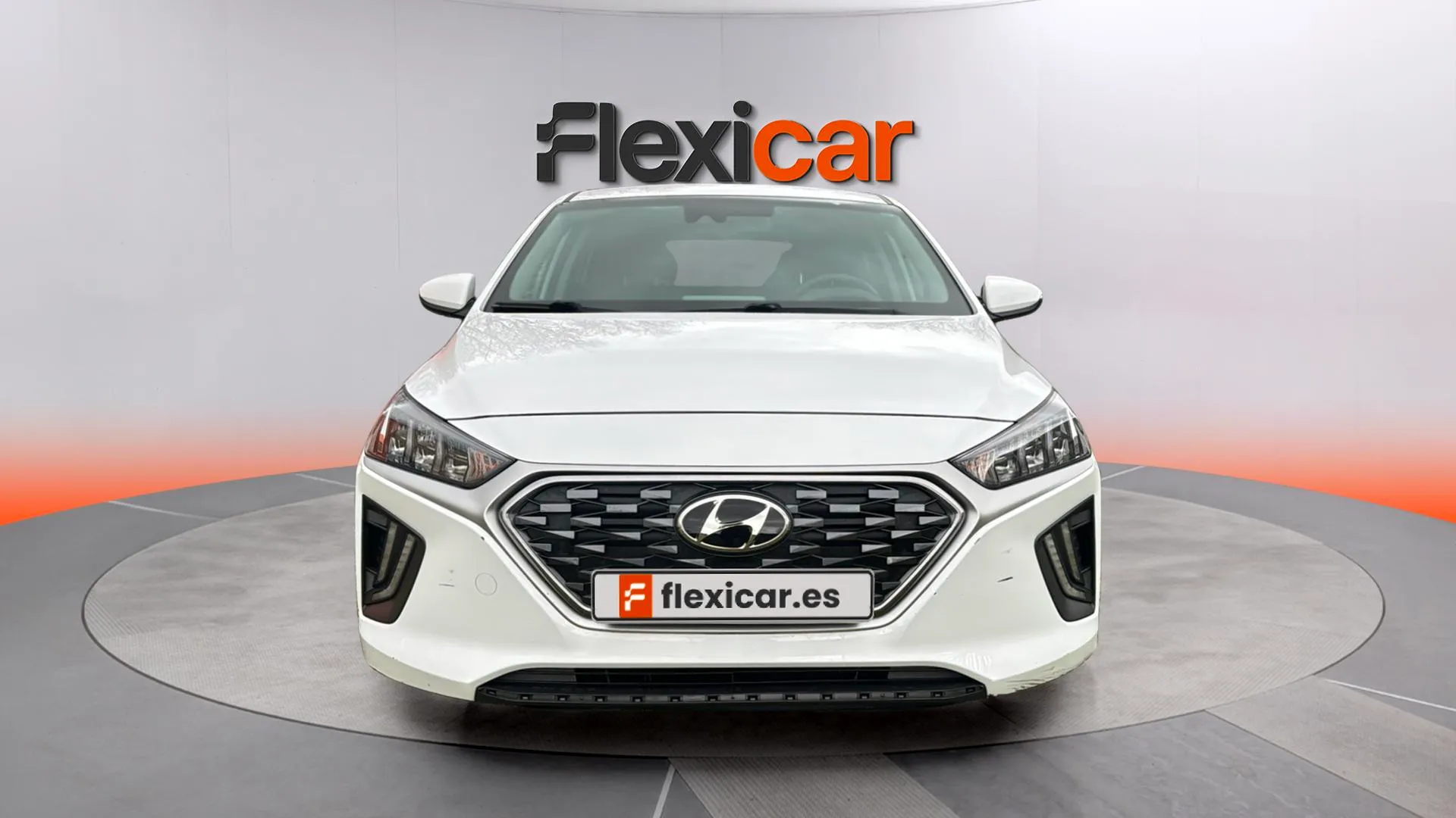 Hyundai Ioniq 1.6 GDI PHEV Style DCT - foto 2