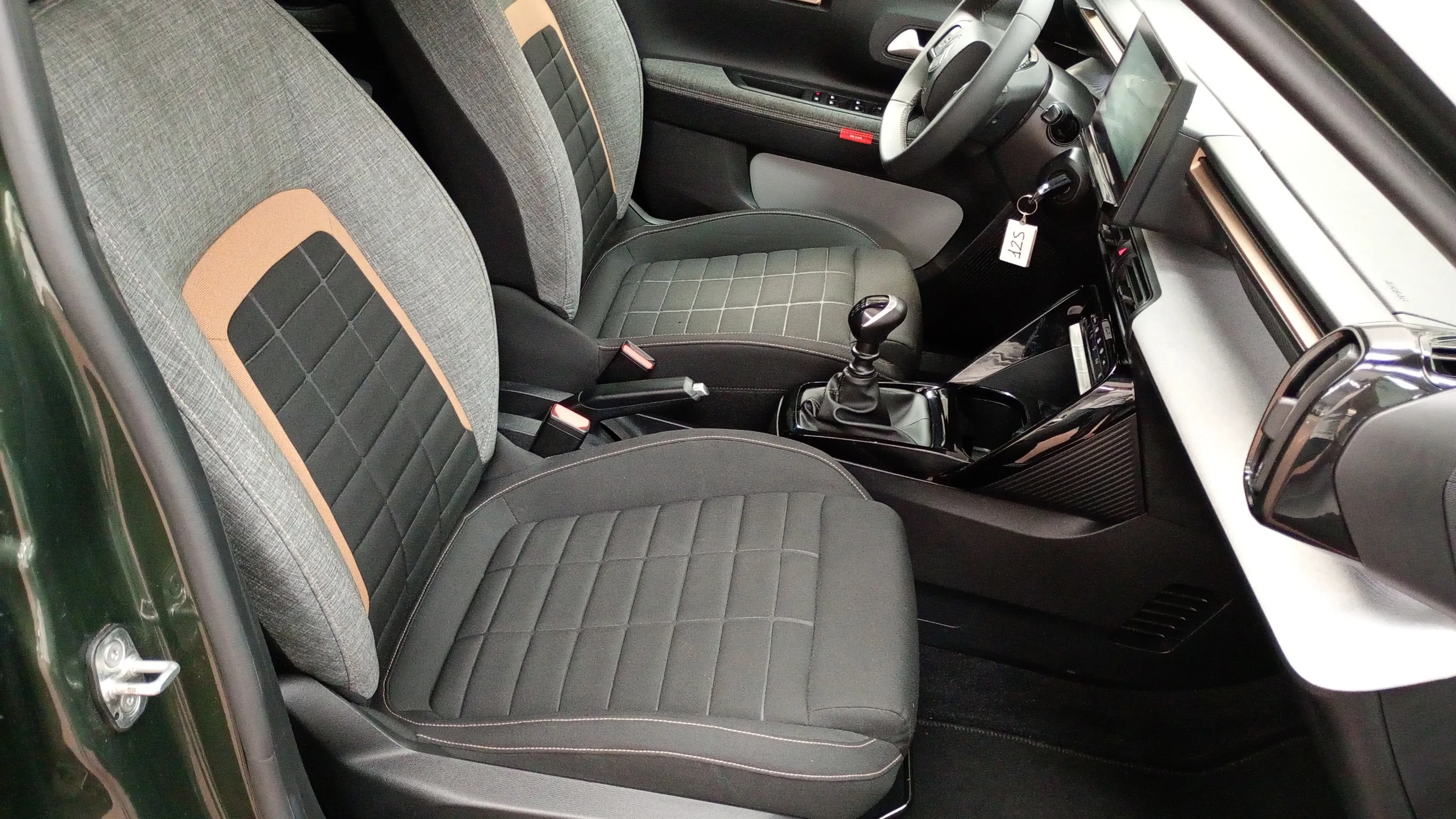 Citroën C3 Aircross Turbo BVM6 Plus - foto 18