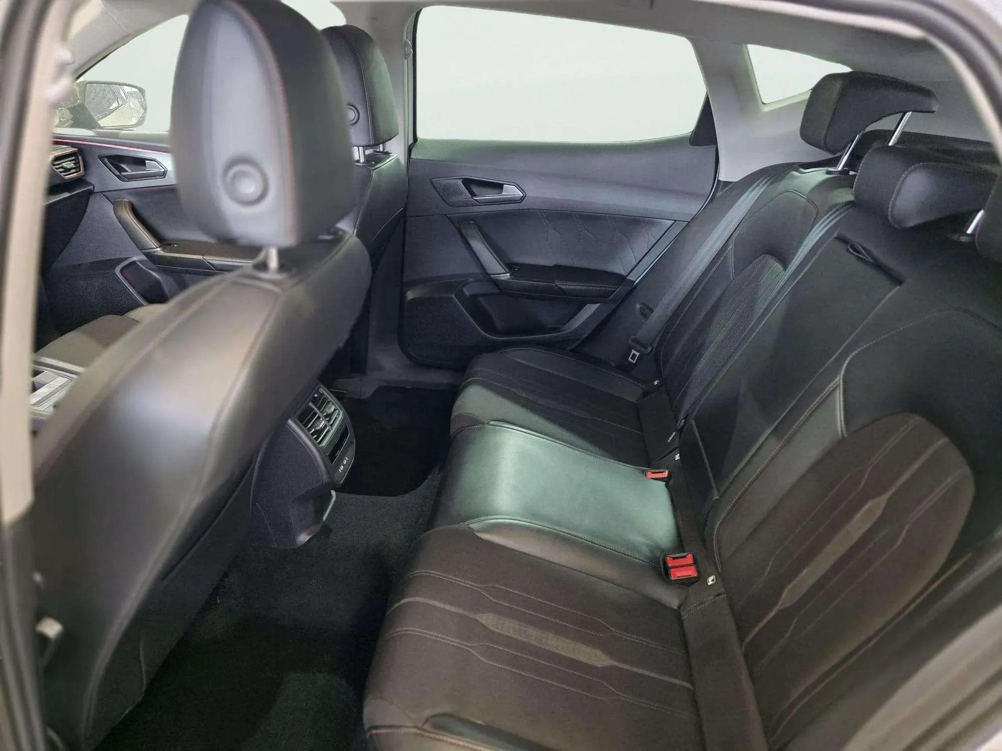 Cupra Formentor 1.5 TSI DSG - foto 13