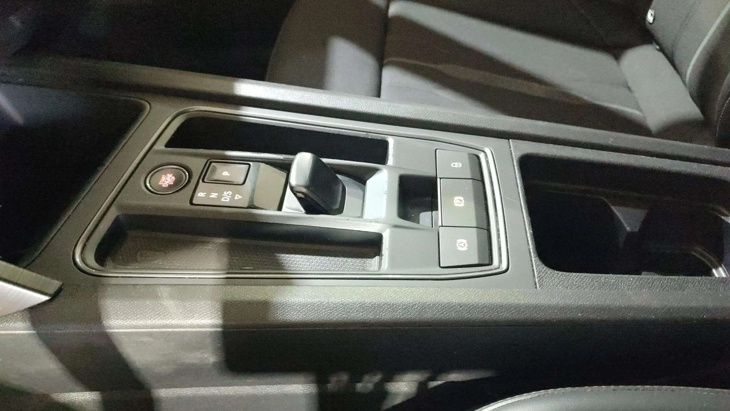 Cupra Formentor 1.5 TSI DSG - foto 23