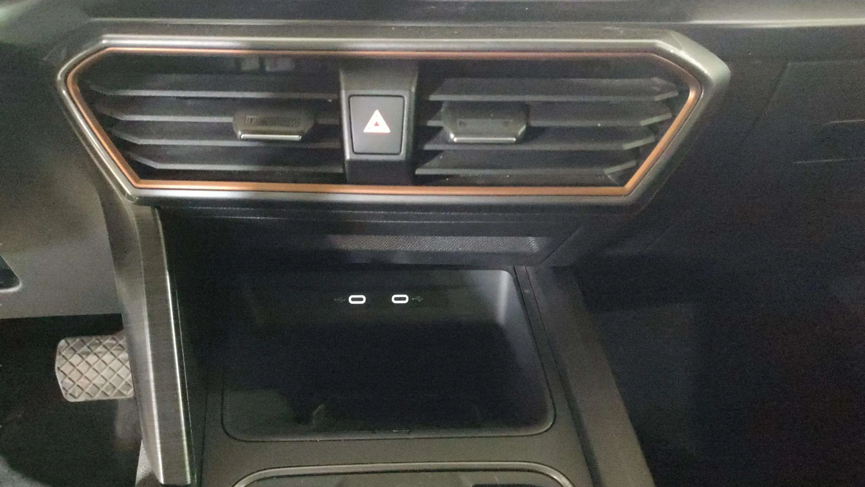 Cupra Formentor 1.5 TSI DSG - foto 21