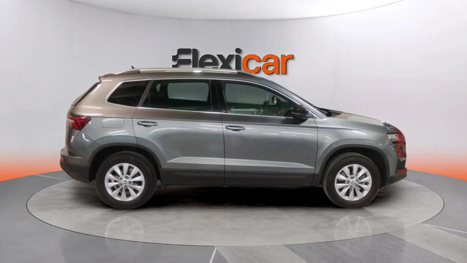 Škoda Karoq 1.5 TSI DSG ACT Ambition - foto 3