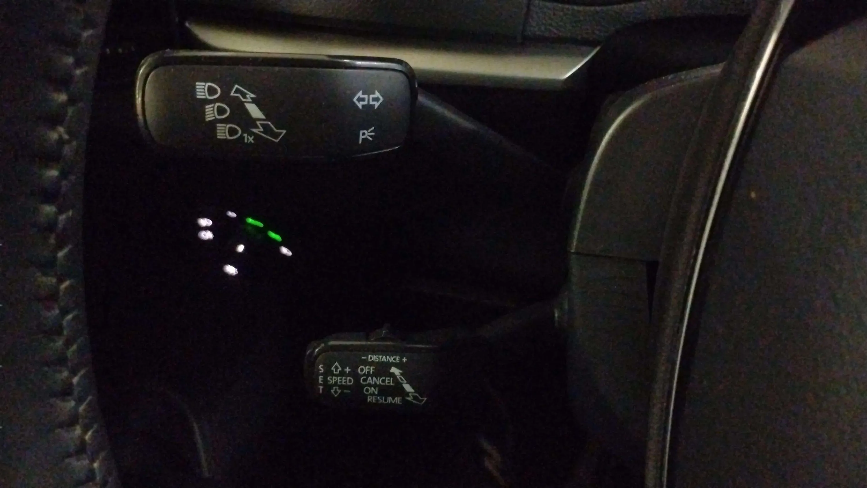 Škoda Karoq 1.5 TSI DSG ACT Ambition - foto 23