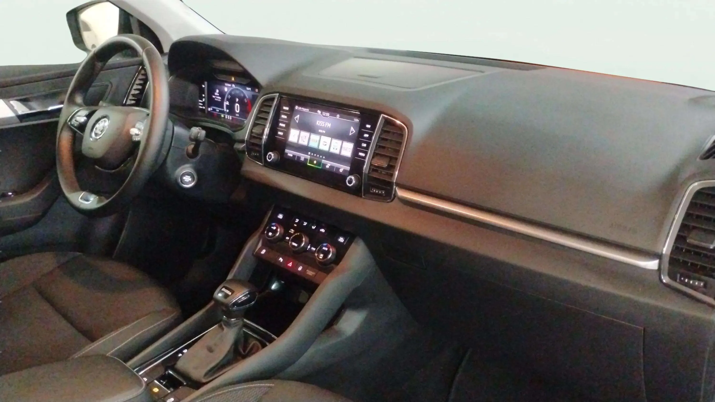Škoda Karoq 1.5 TSI DSG ACT Ambition - foto 9