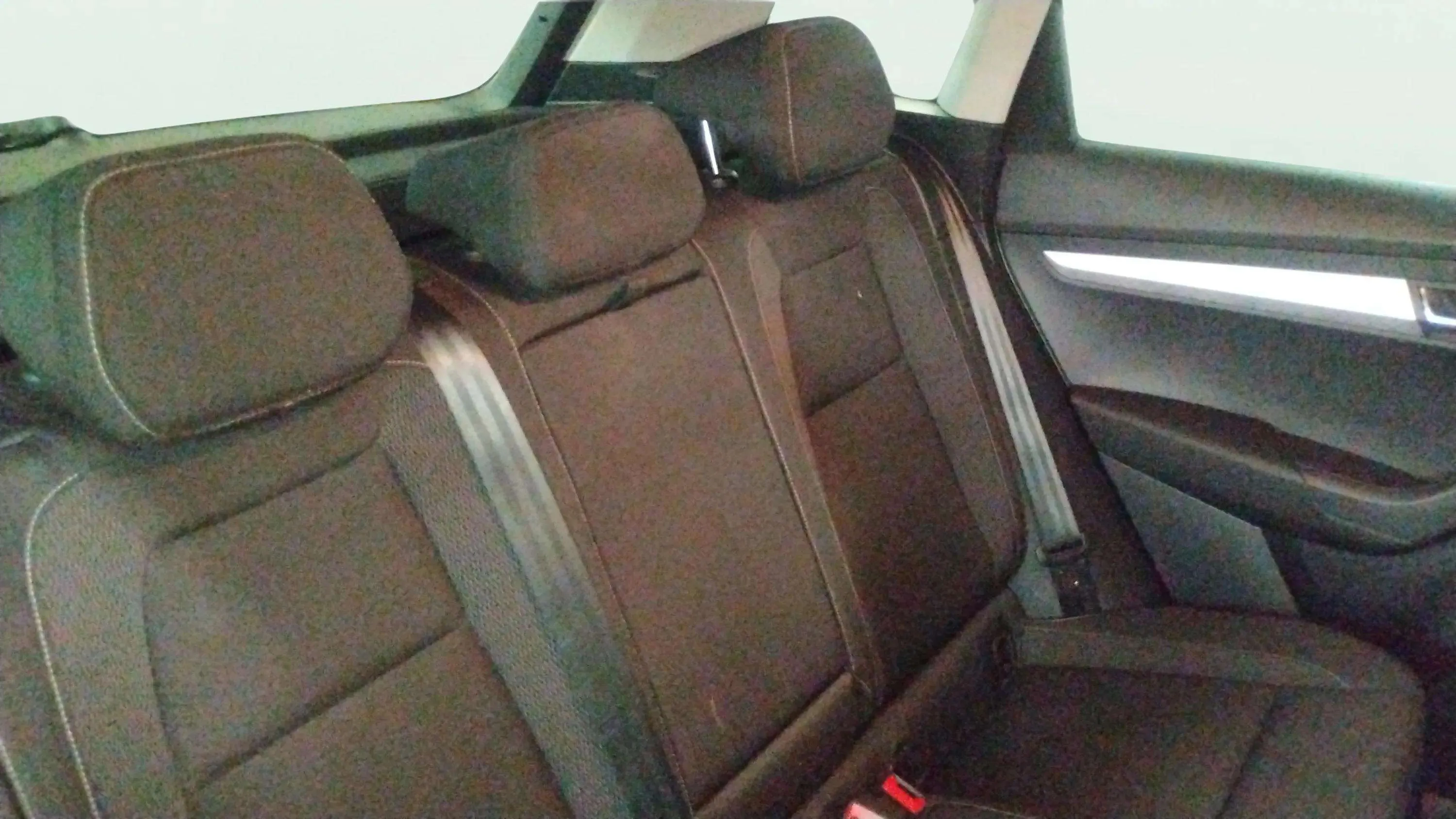 Škoda Karoq 1.5 TSI DSG ACT Ambition - foto 17