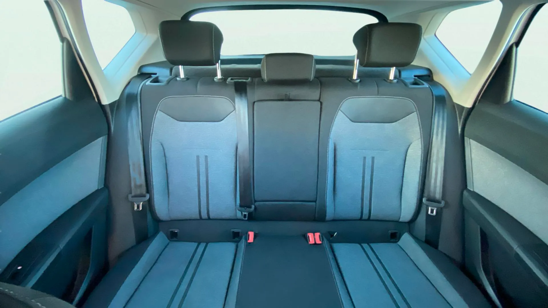 SEAT Ateca 1.5 TSI DSG Style XL - foto 24