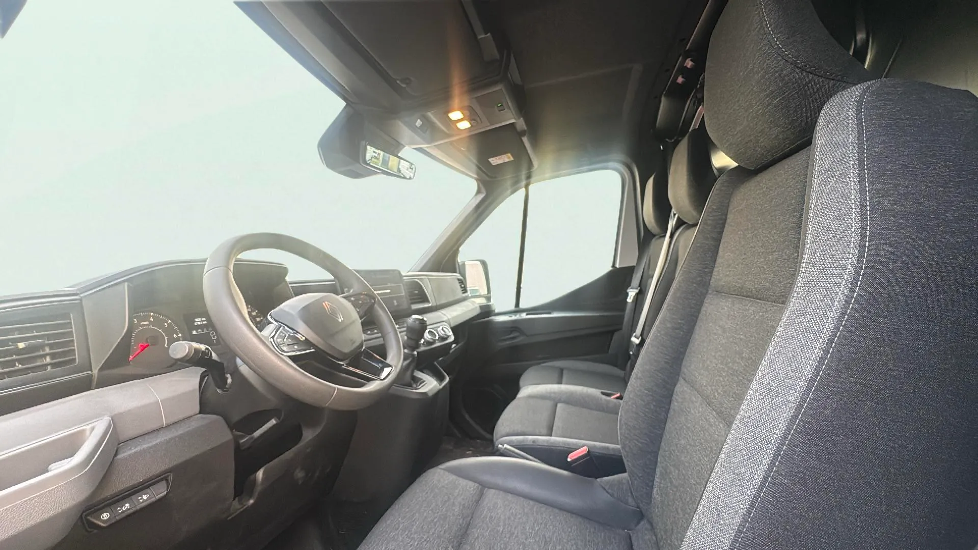 Renault Master 2.0 - foto 11