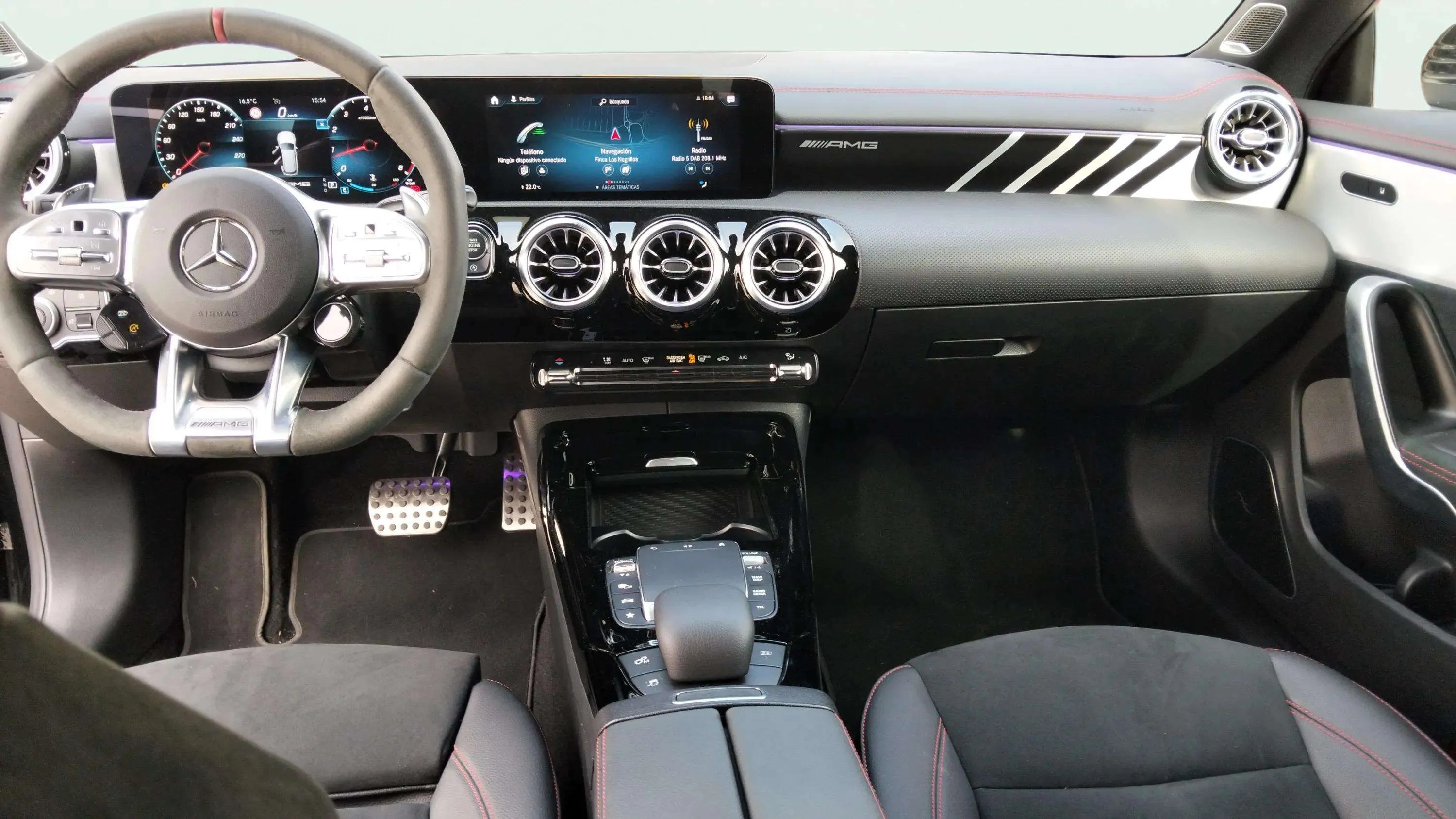 Mercedes-Benz CLA Mercedes-AMG 45 4MATIC+ Shooting Bra - foto 14