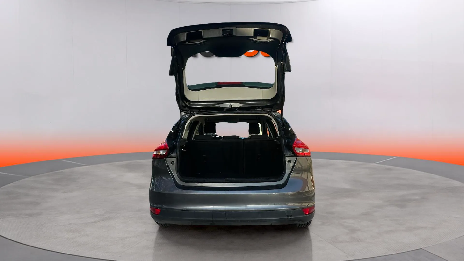 Ford Focus 1.0 EcoBoost Trend - foto 13