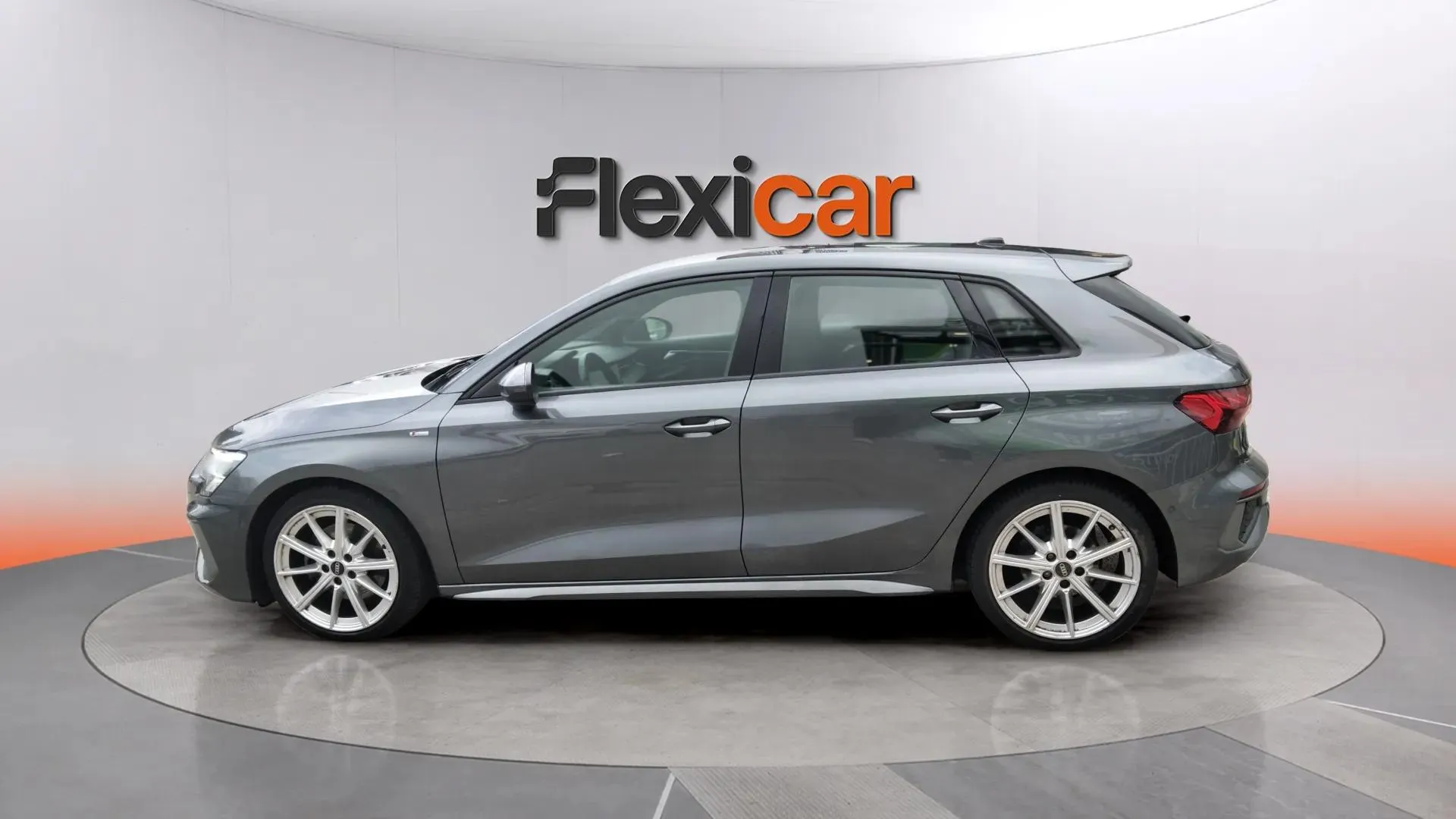 Audi A3 Sportback 30 TFSI - foto 3