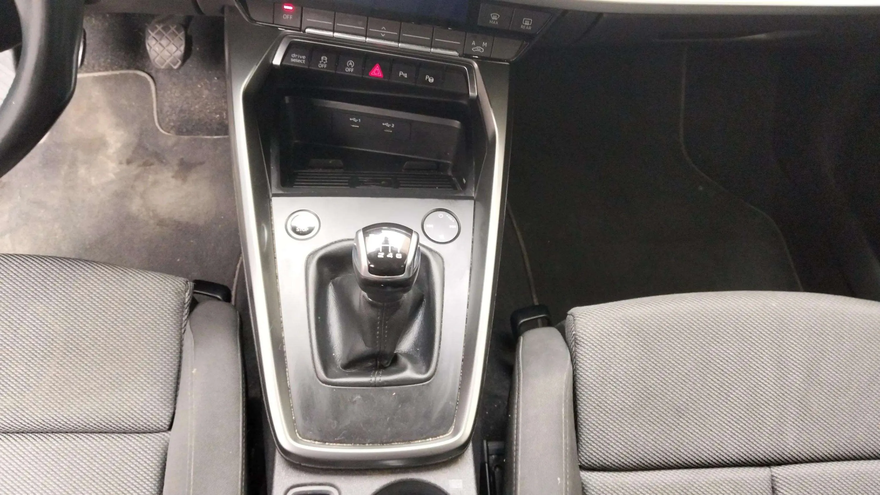 Audi A3 Sportback 30 TFSI - foto 13