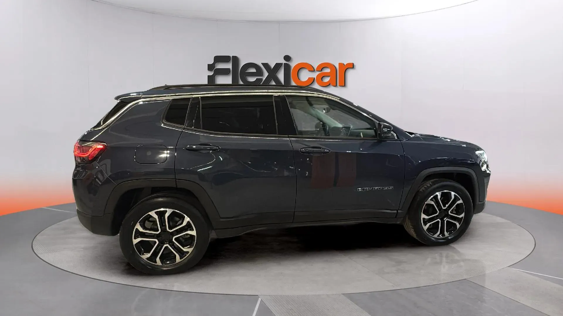 Jeep Compass 4xe 1.3 PHEV Limited AWD - foto 3