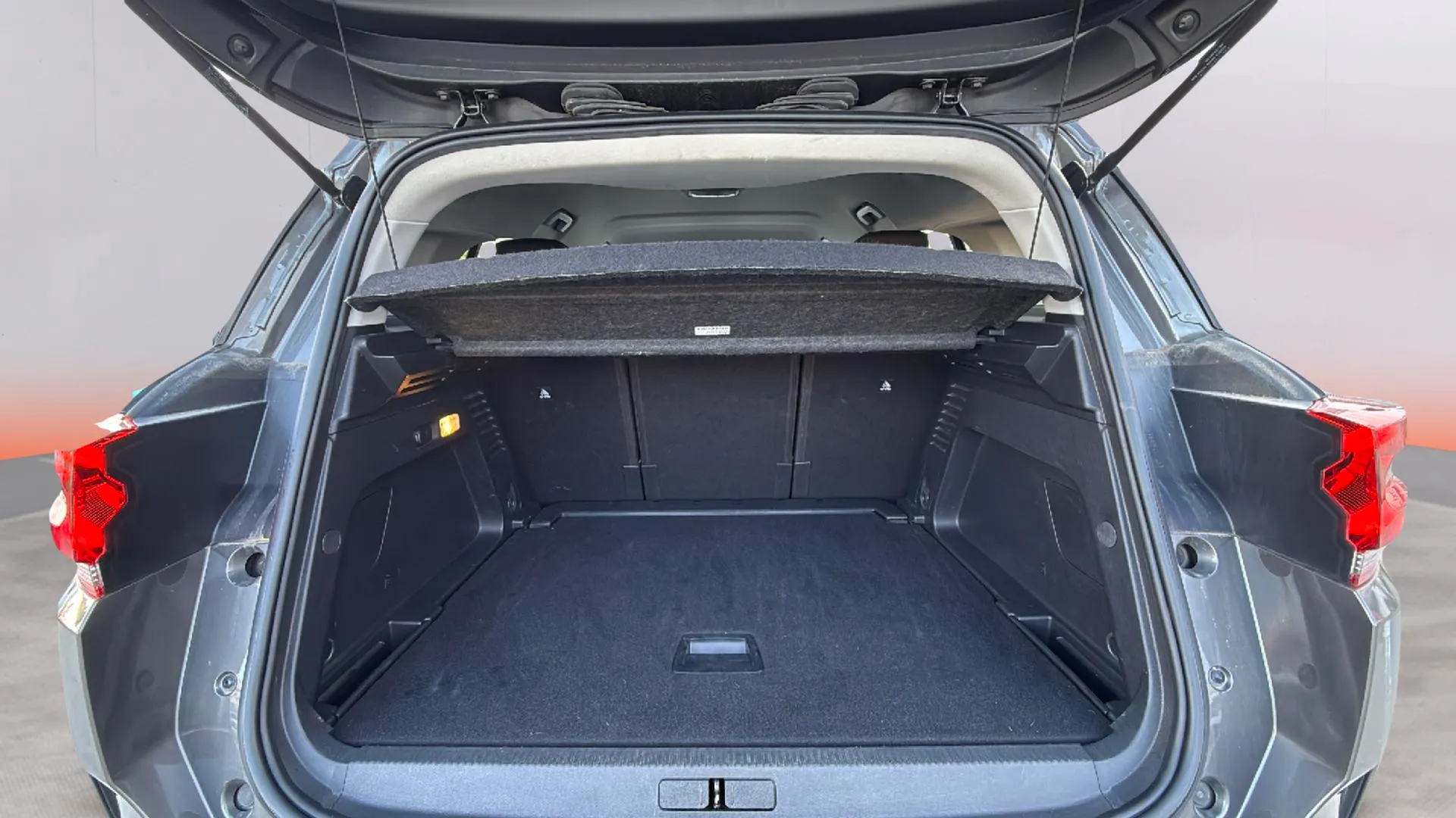 Citroën C5 Aircross Hybrid e-DCS6 Plus - foto 24