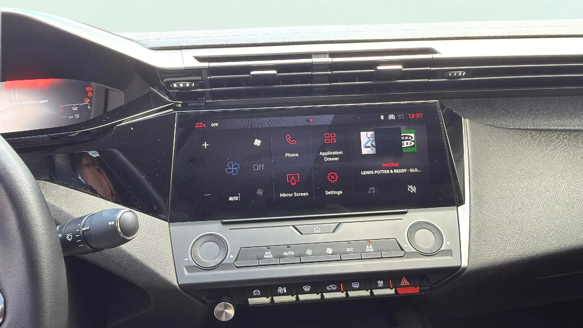 Peugeot 408 Allure Hybrid 145 eDCS6 - foto 16
