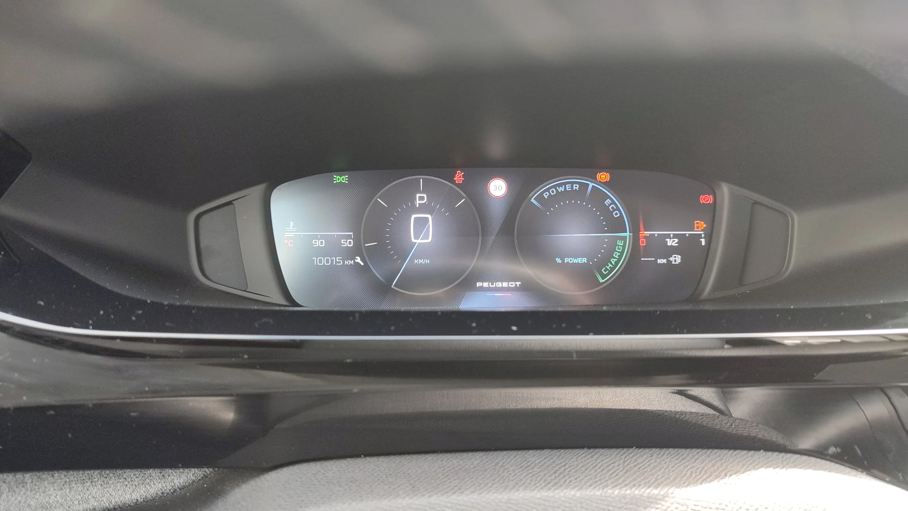 Peugeot 408 Allure Hybrid 145 eDCS6 - foto 14