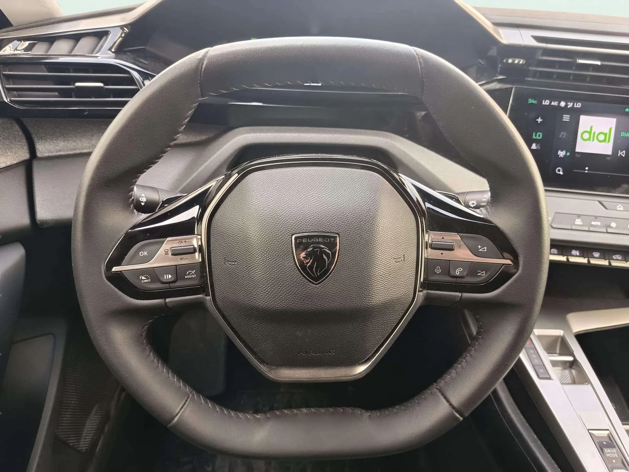 Peugeot 408 Allure Hybrid 145 eDCS6 - foto 10