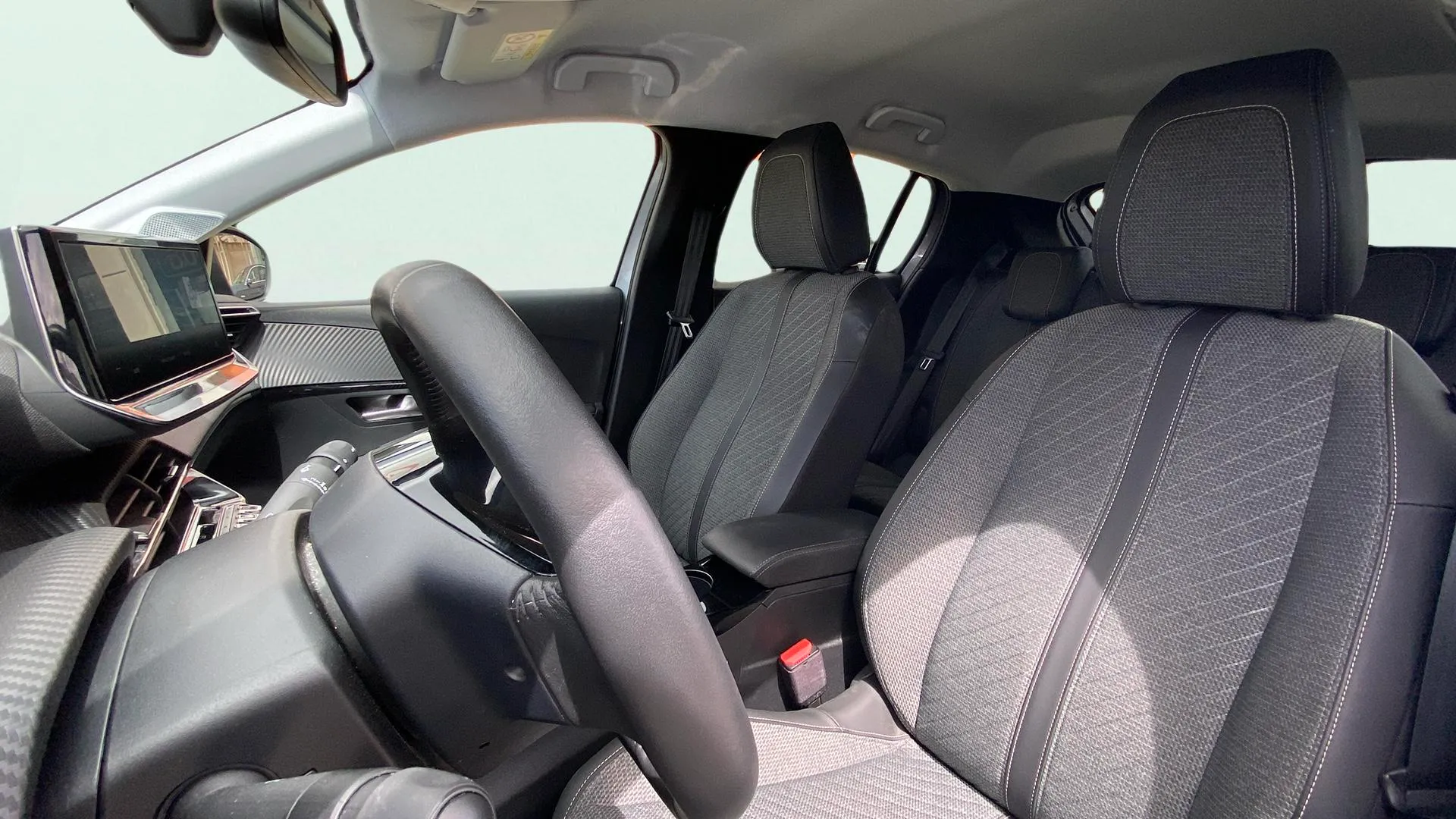 Peugeot 208 Allure Gasolina 100 - foto 10
