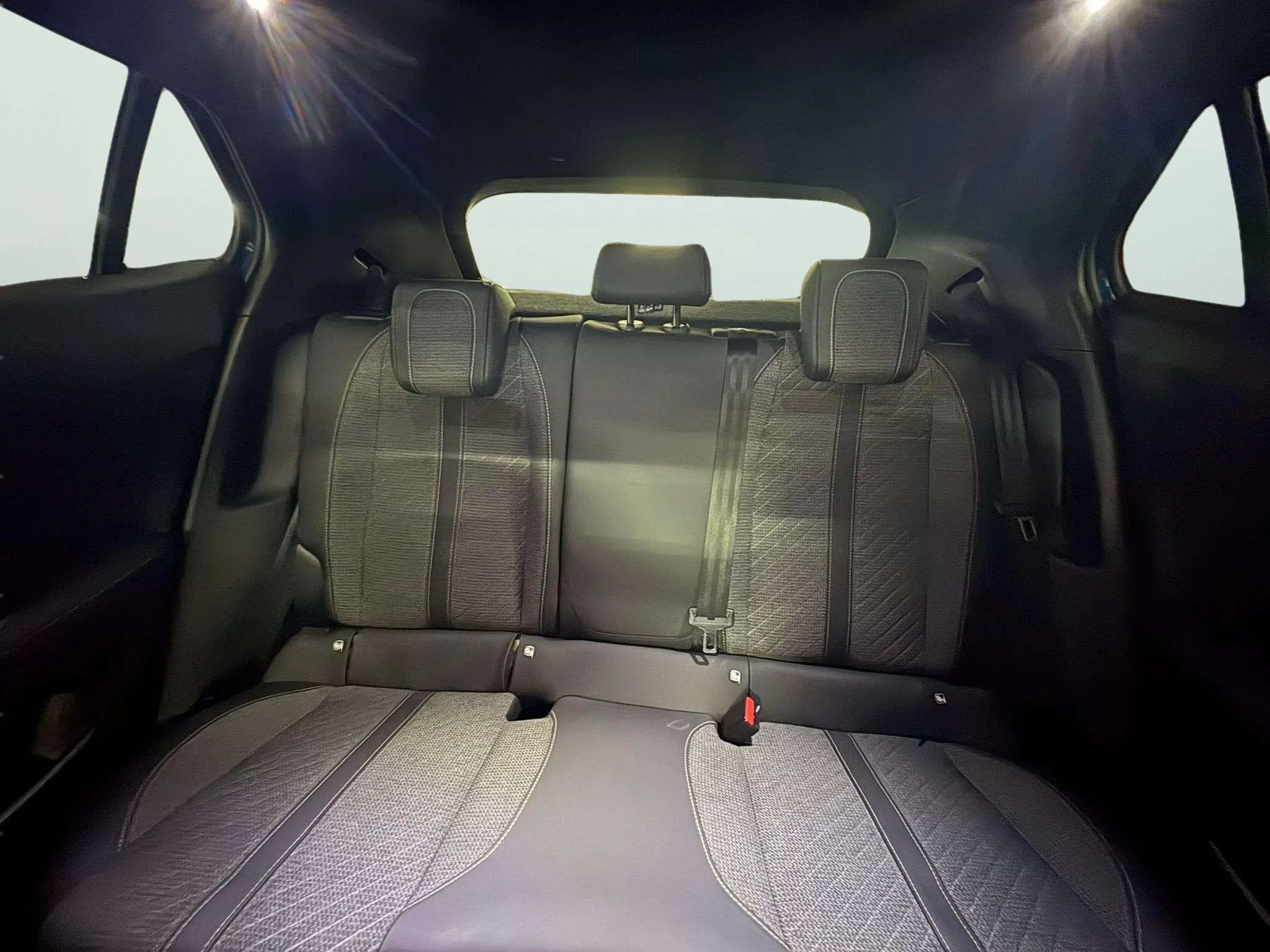 Peugeot 2008 Allure Gasolina 100 - foto 17