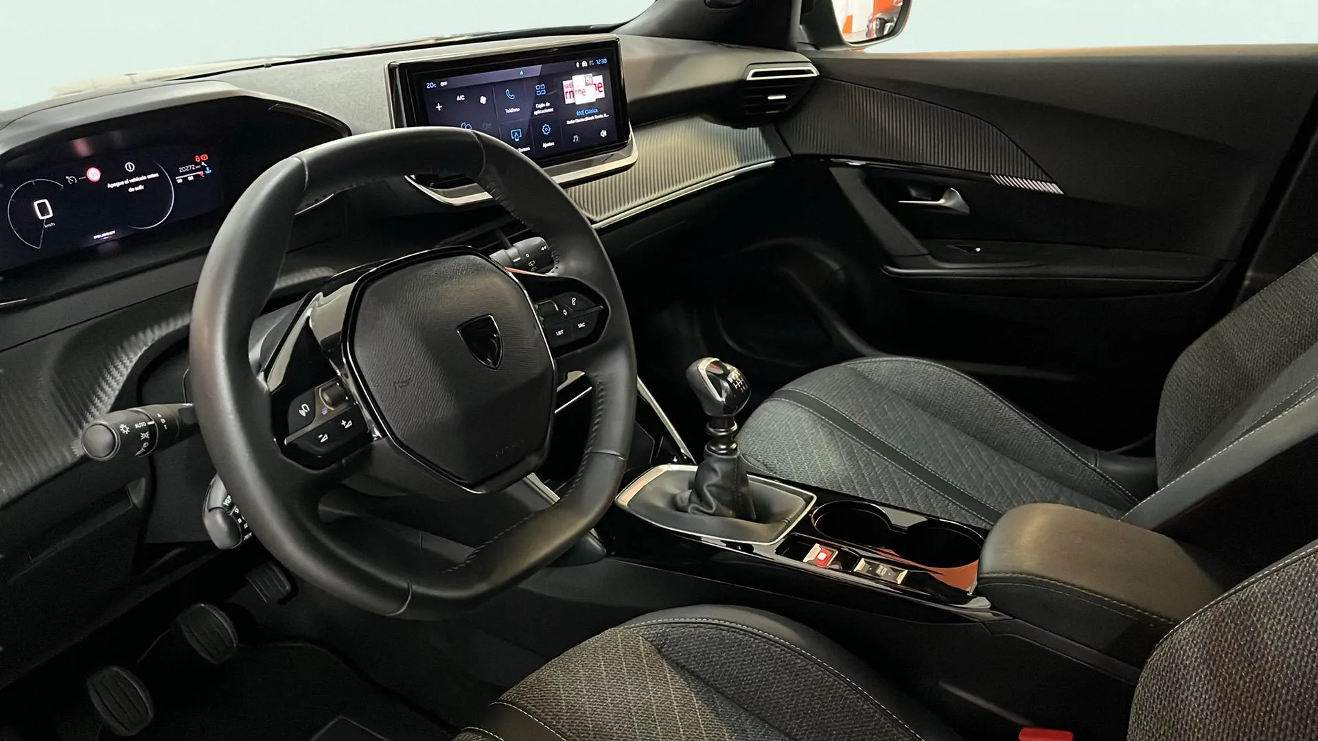 Peugeot 2008 Allure Gasolina 100 - foto 9