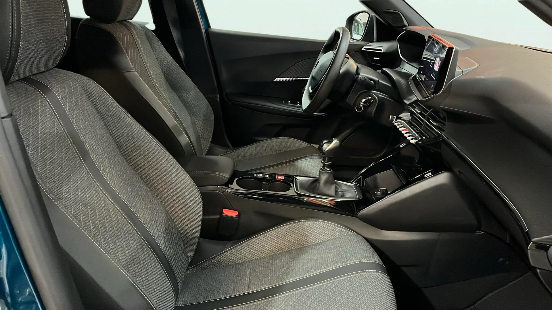Peugeot 2008 Allure Gasolina 100 - foto 17