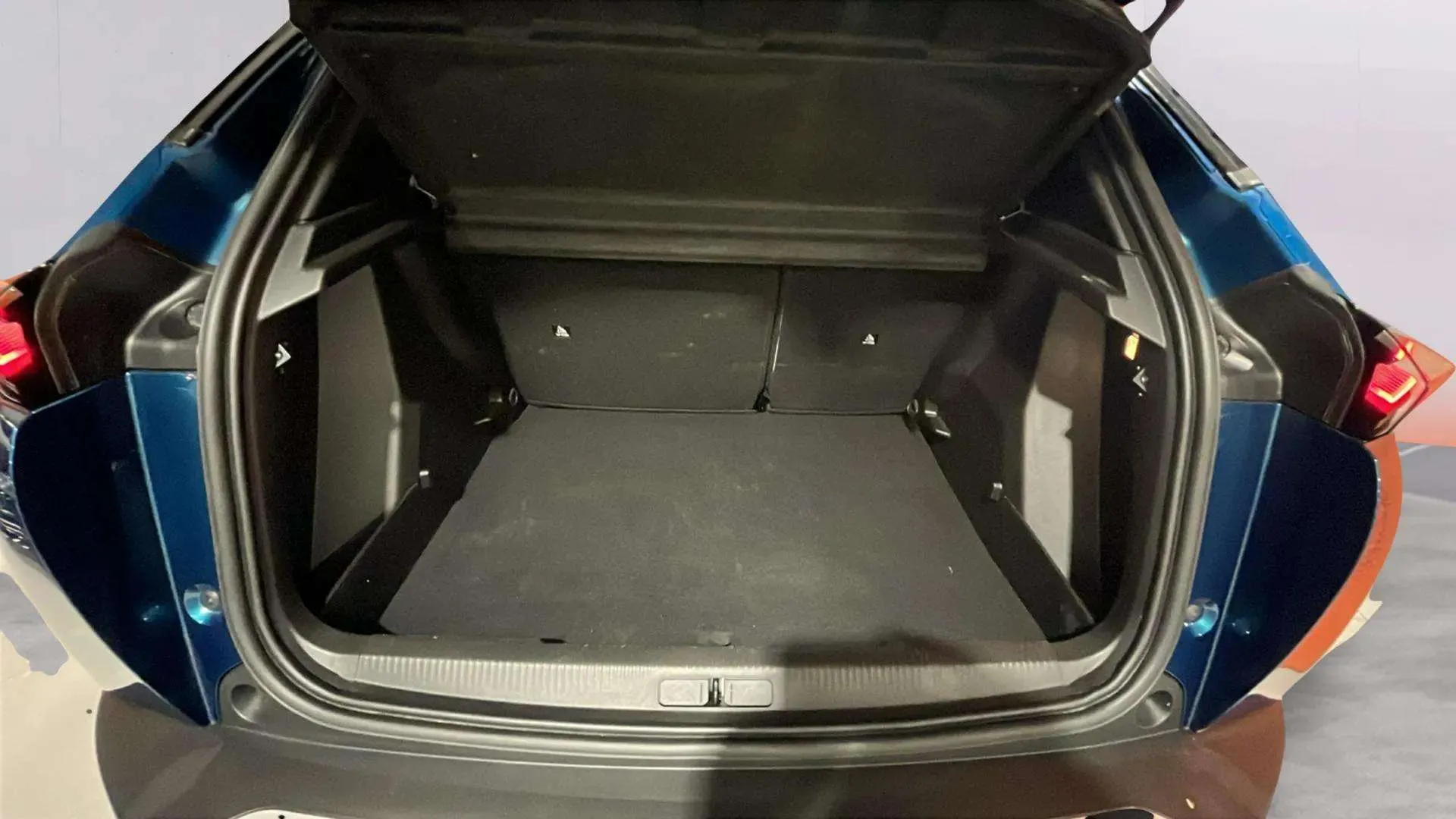 Peugeot 2008 Allure Gasolina 100 - foto 14
