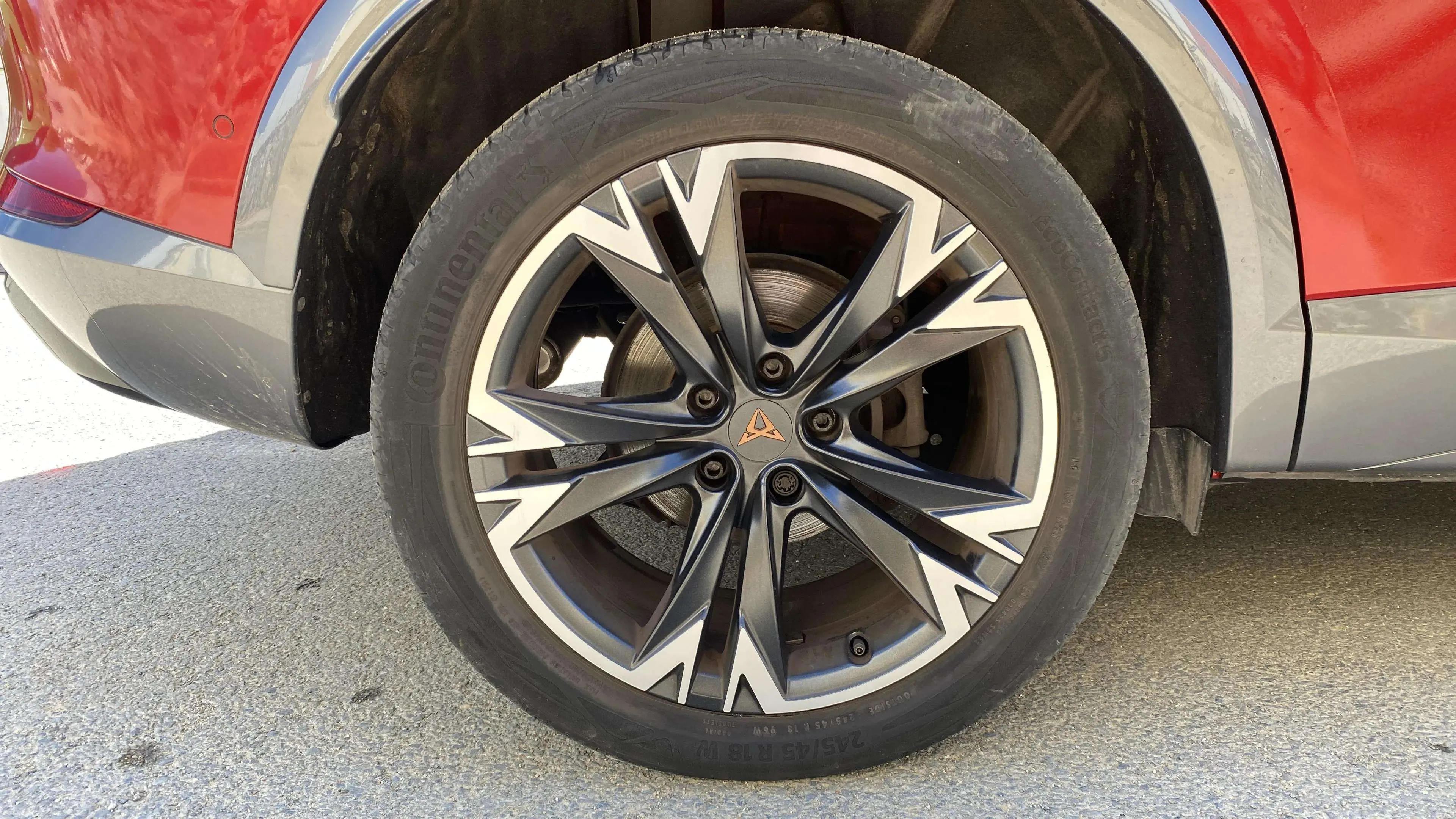 Cupra Formentor 1.5 TSI DSG - foto 27