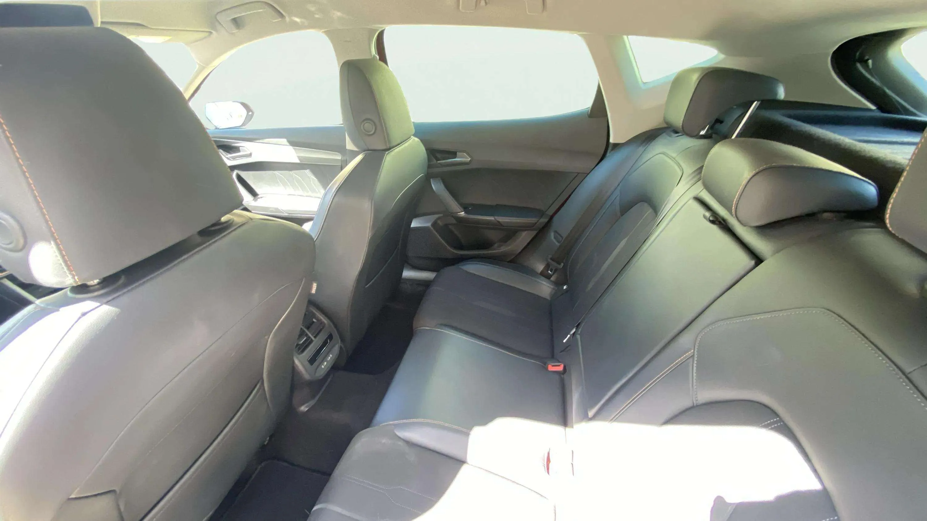 Cupra Formentor 1.5 TSI DSG - foto 14