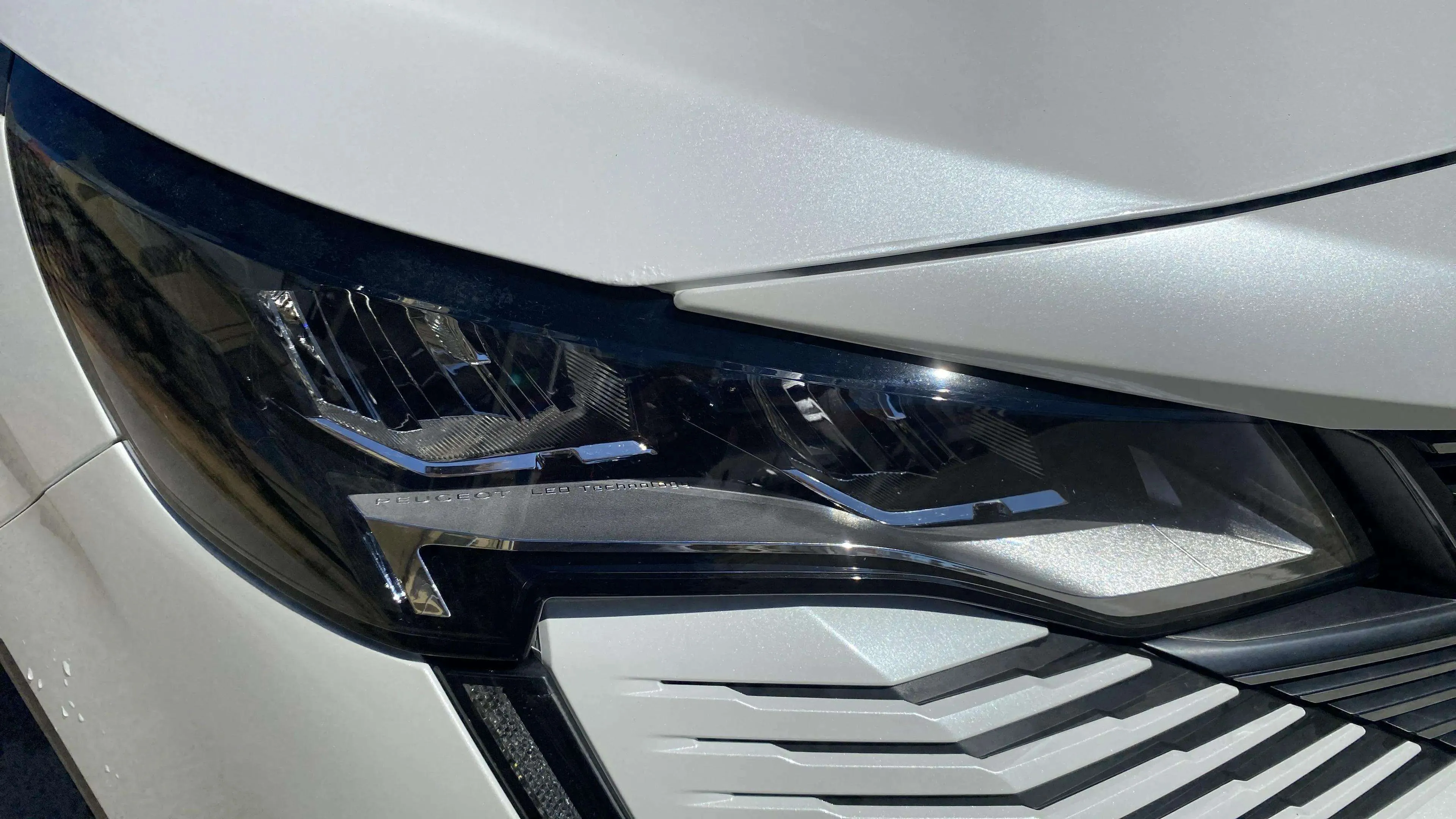 Peugeot 3008 1.2 PureTech Allure EAT8 - foto 34