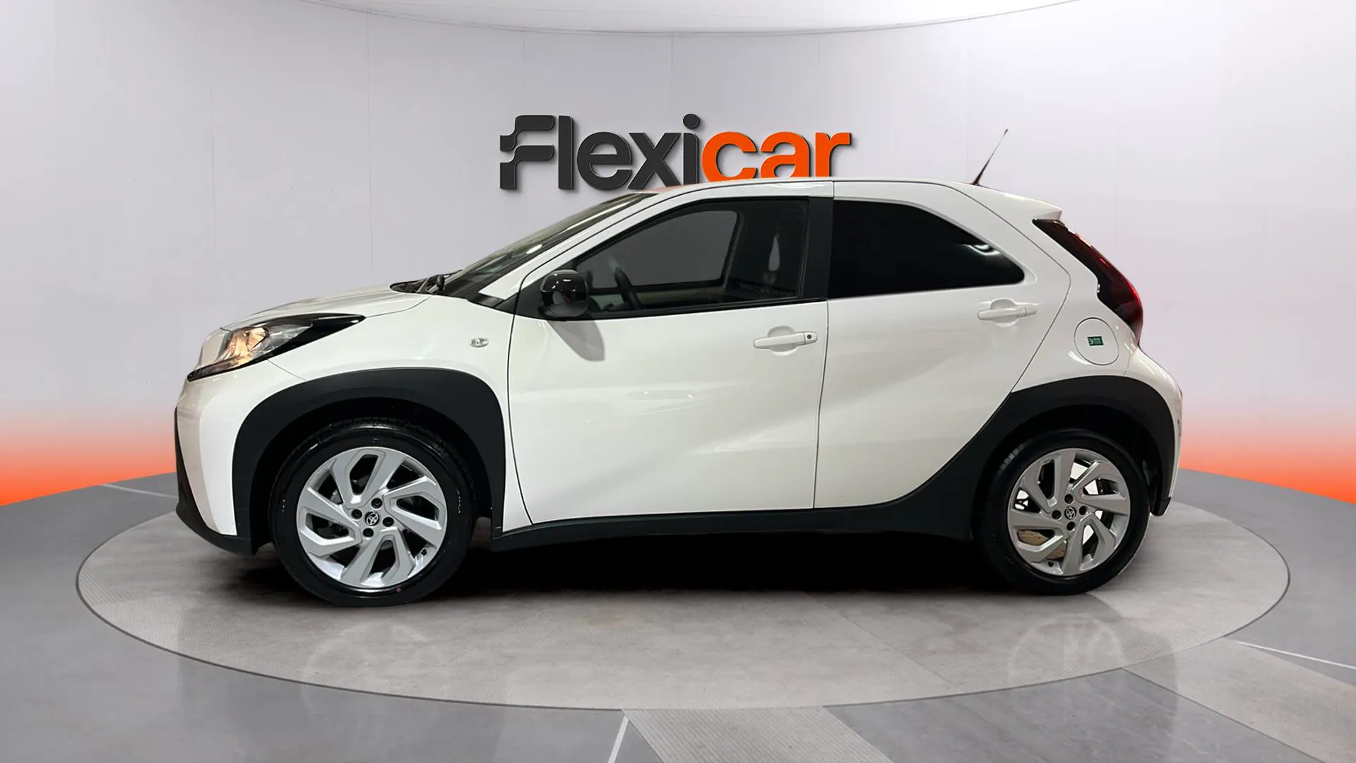 Toyota Aygo X 1.0 VVT-I Chic - foto 4