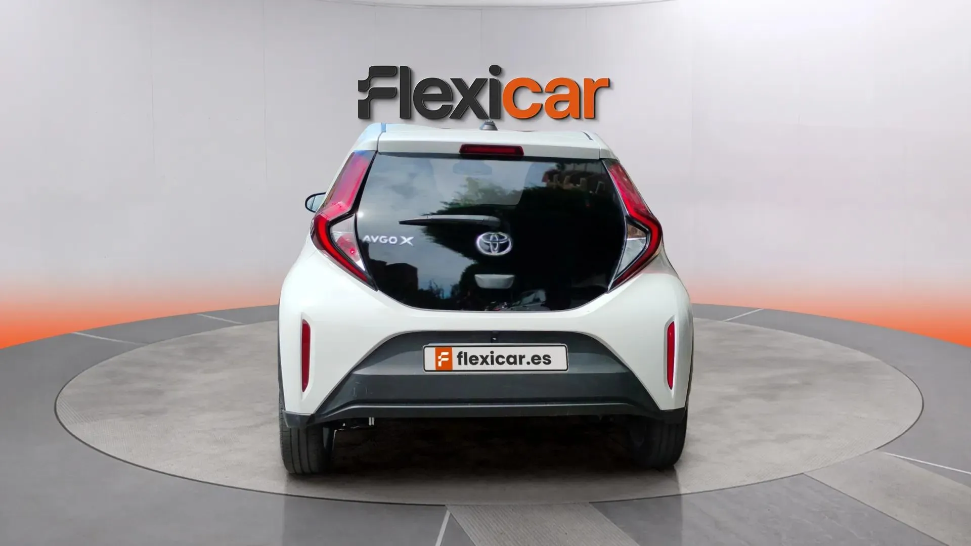 Toyota Aygo X 1.0 VVT-I Chic - foto 4