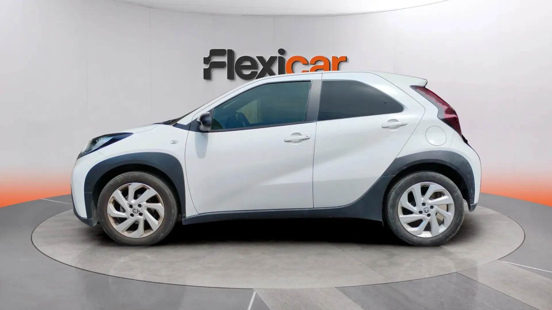 Toyota Aygo X 1.0 VVT-I Chic - foto 6