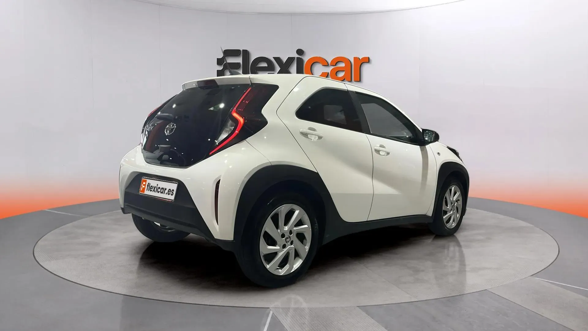 Toyota Aygo X 1.0 VVT-I Chic - foto 11