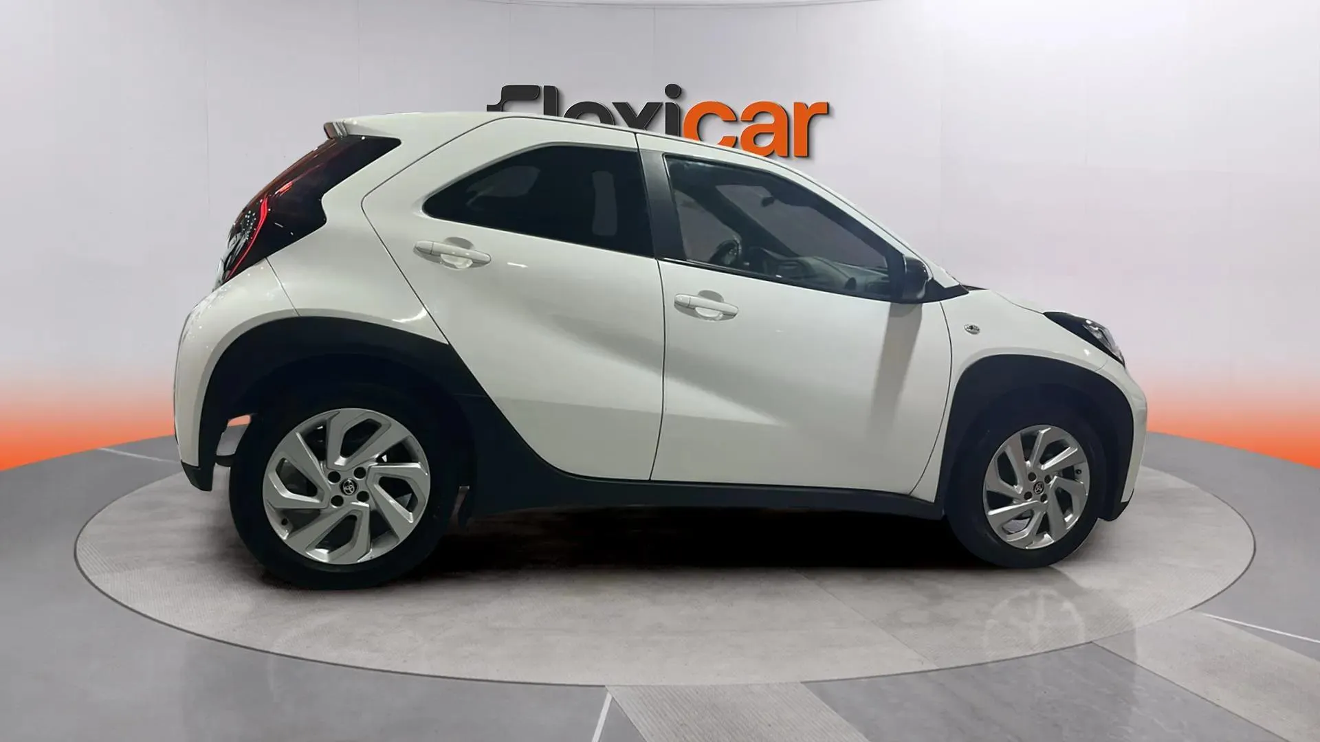 Toyota Aygo X 1.0 VVT-I Chic - foto 9