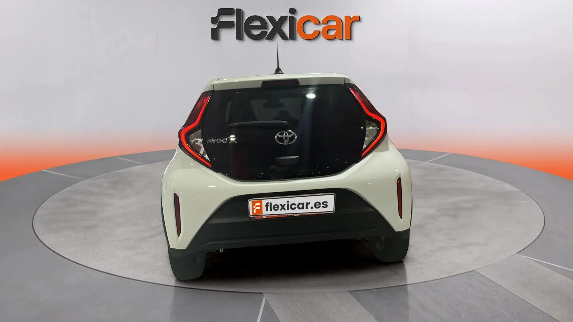Toyota Aygo X 1.0 VVT-I Chic - foto 7